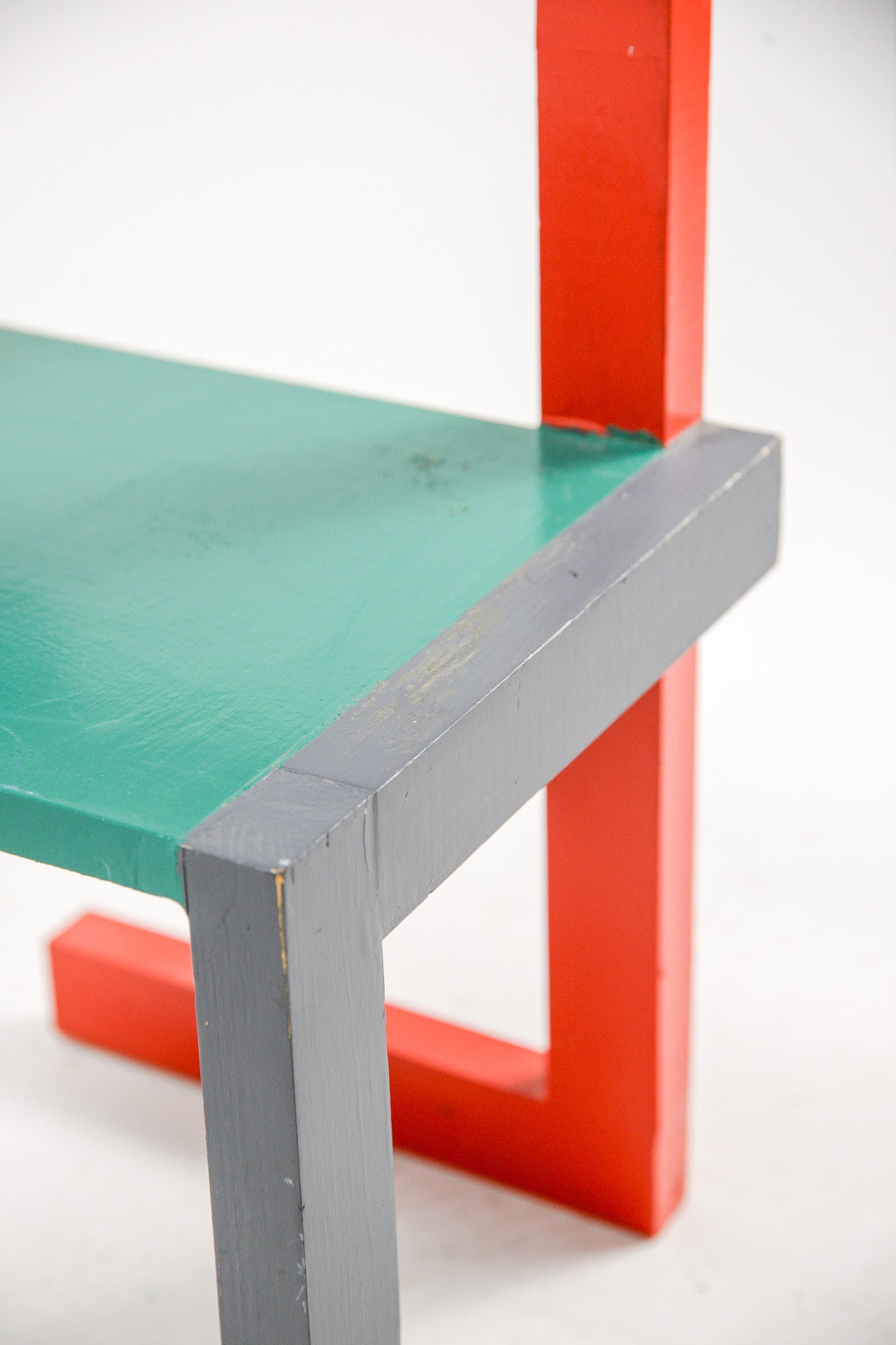 Geometric Tri-color Children's Chair / 赤・緑・グレー 子供イス