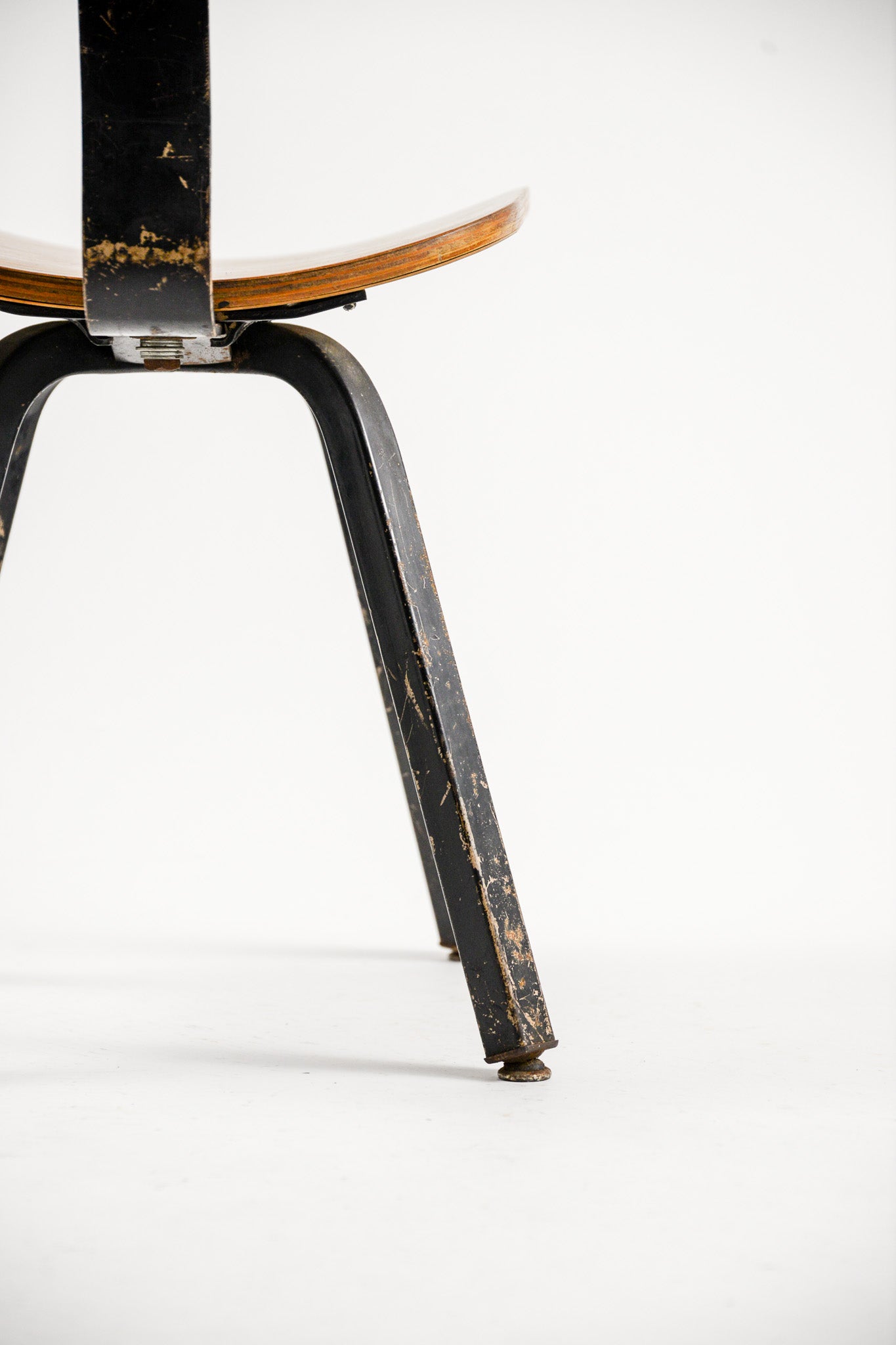 Vintage Industrial Swivel Chair / ヴィンテージ インダストリアル スイベルワークチェア（Rowacスタイル）