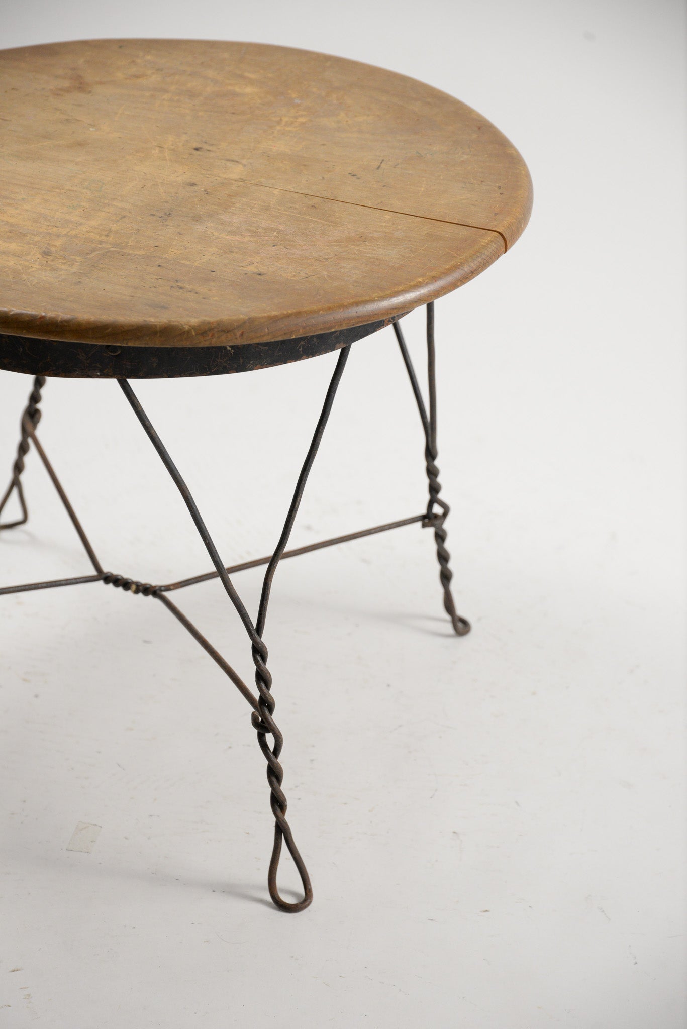 Twist Leg Low Table / ツイストレッグローテーブル