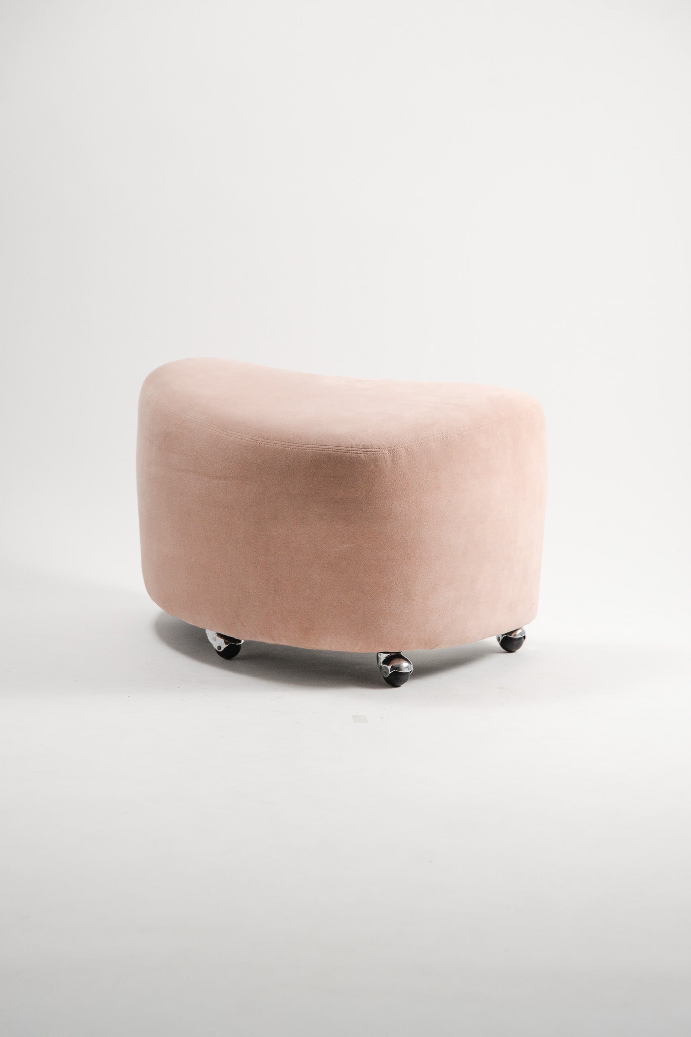 Suede Boomerang Ottoman / スエードブーメランオットマン