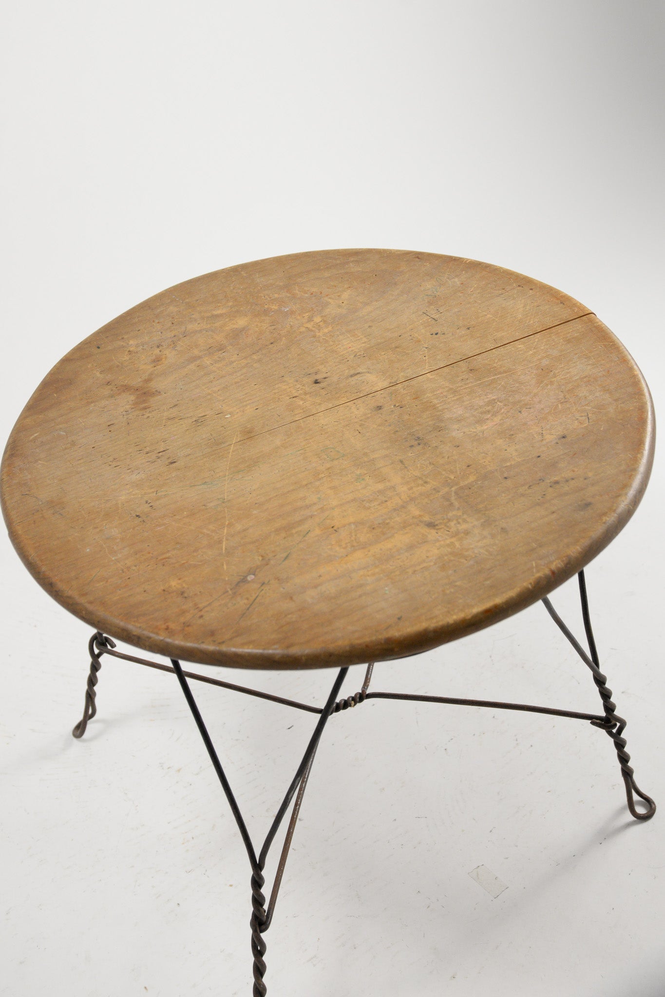 Twist Leg Low Table / ツイストレッグローテーブル