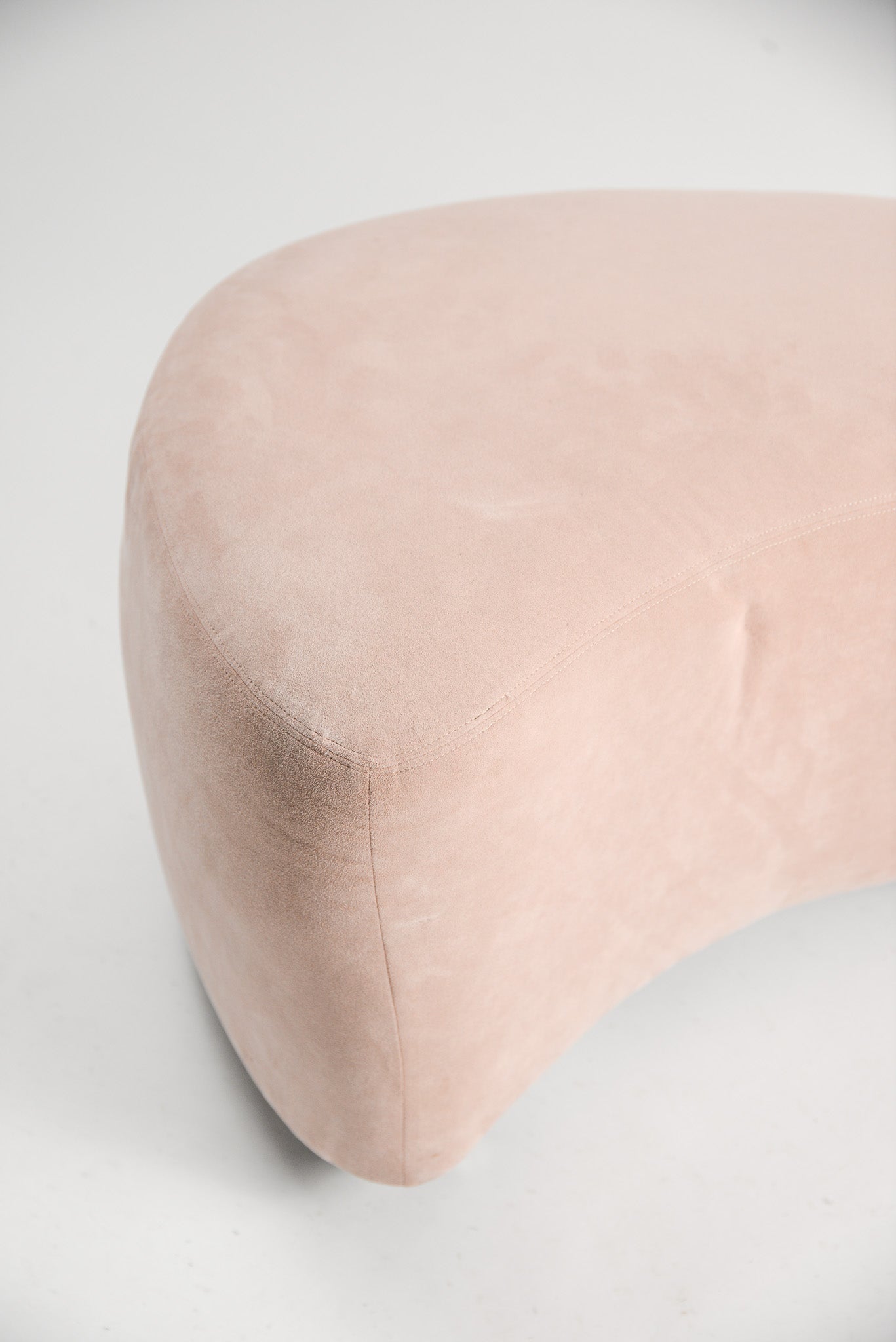 Suede Boomerang Ottoman / スエードブーメランオットマン