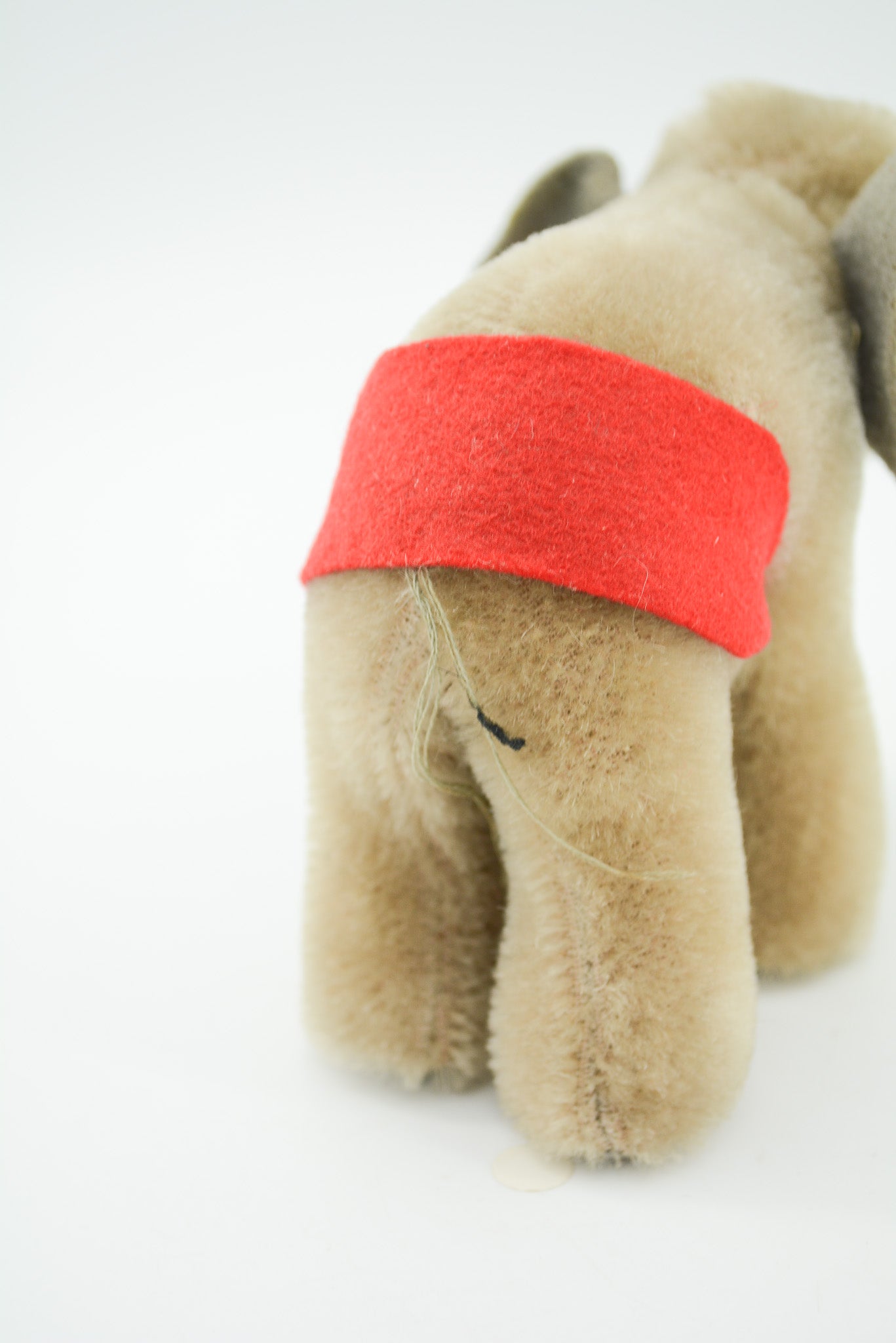 HERMANN Elephant Plush / HERMANN ゾウのぬいぐるみ