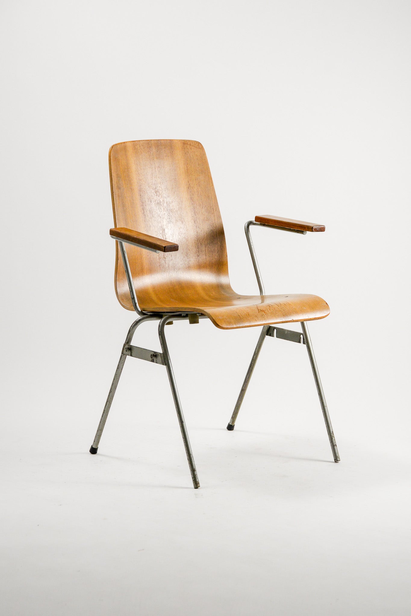 Folding Chair / 折り畳み椅子 – STORE IN FACTORY Online