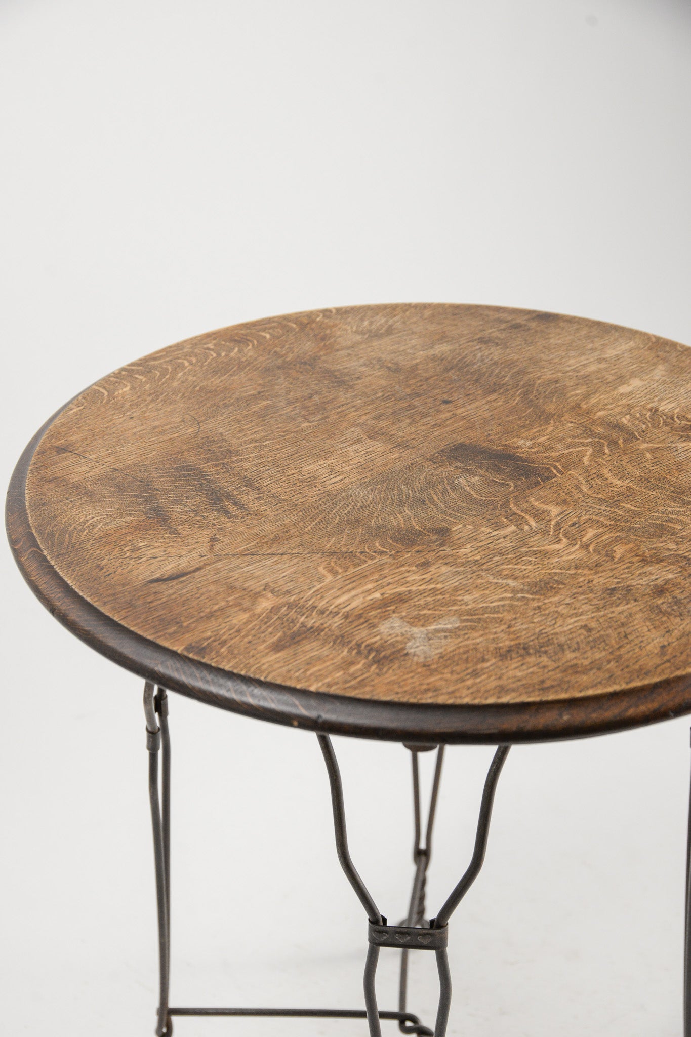 Twist Leg Round Table / ツイストレッグ円卓