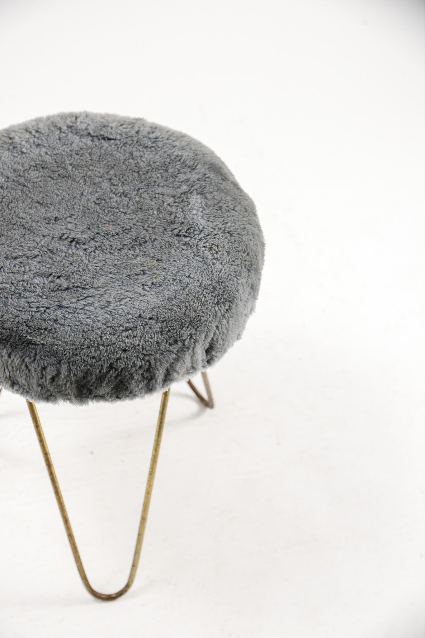 MOFU MOFU Stool (Grey) / モフモフスツール グレー