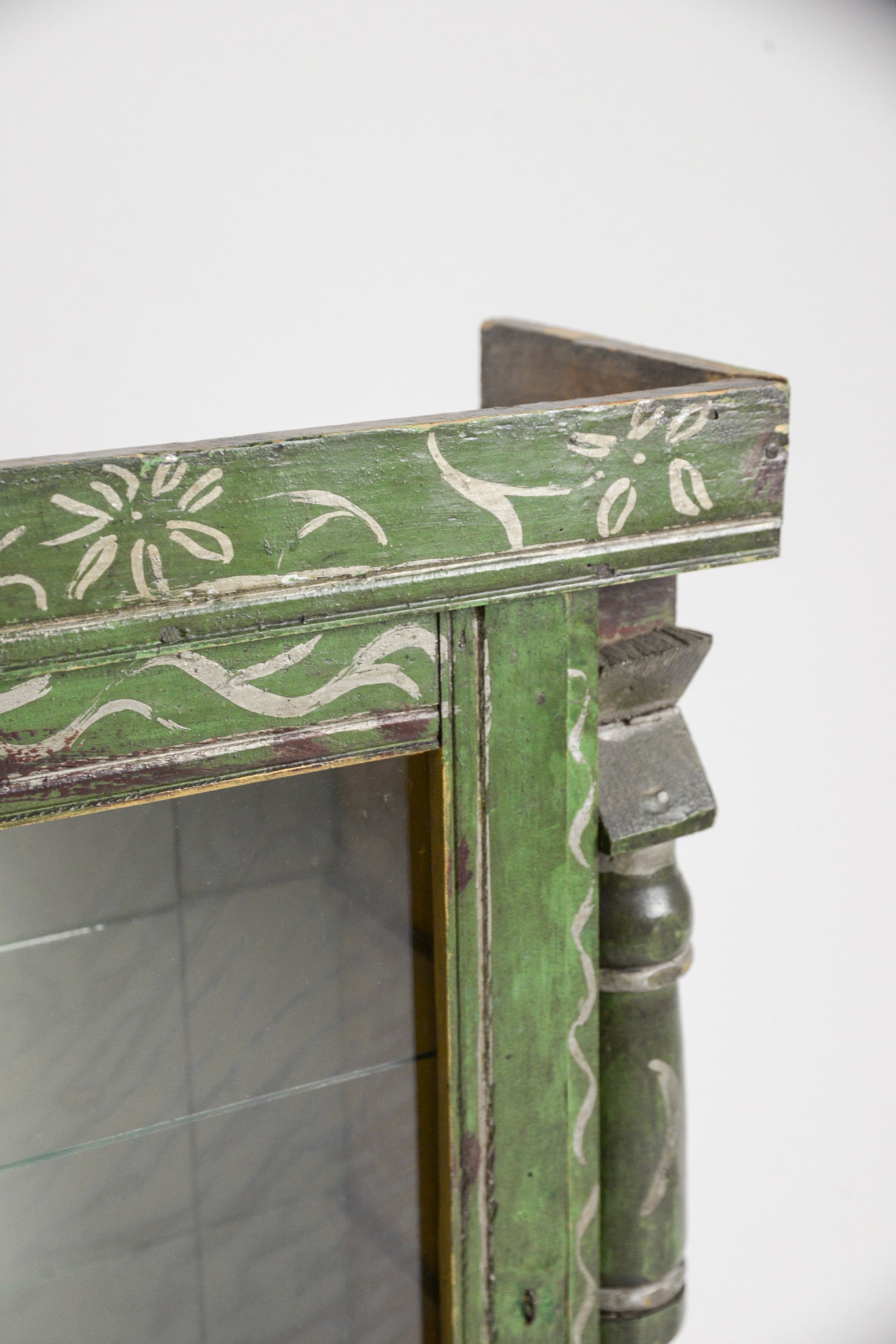Green Wooden Glass Case / ガラスケース 緑木製