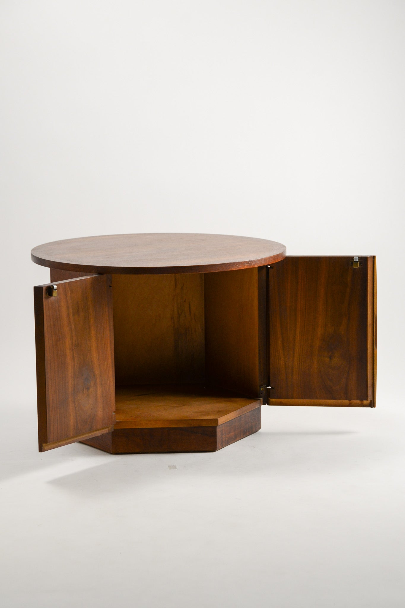 Round Side Table Octagon Base "LANE " / ウッドラウンドテーブル（LANE社製）