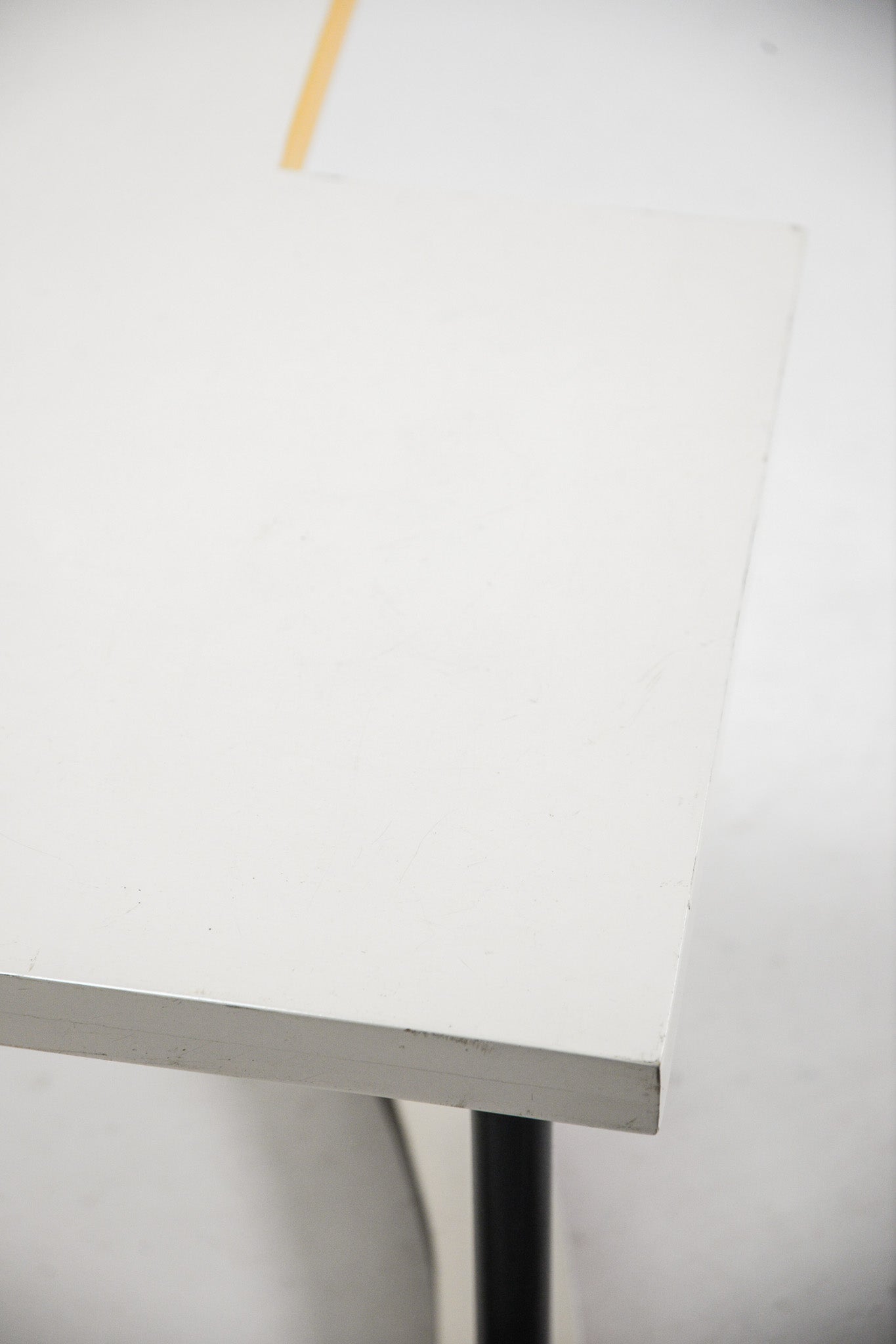 Side Table / サイドテーブル