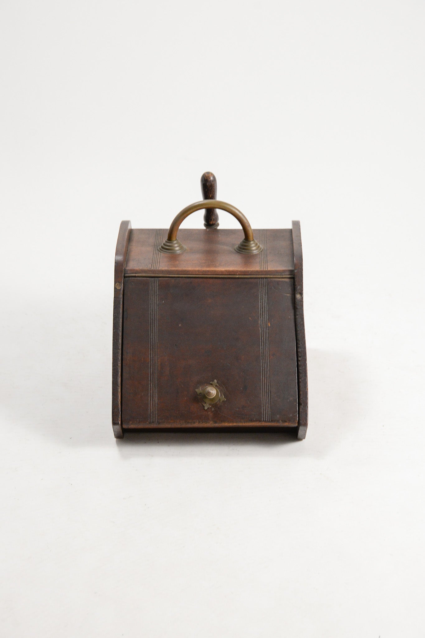 Charcoal Case / 炭ケース
