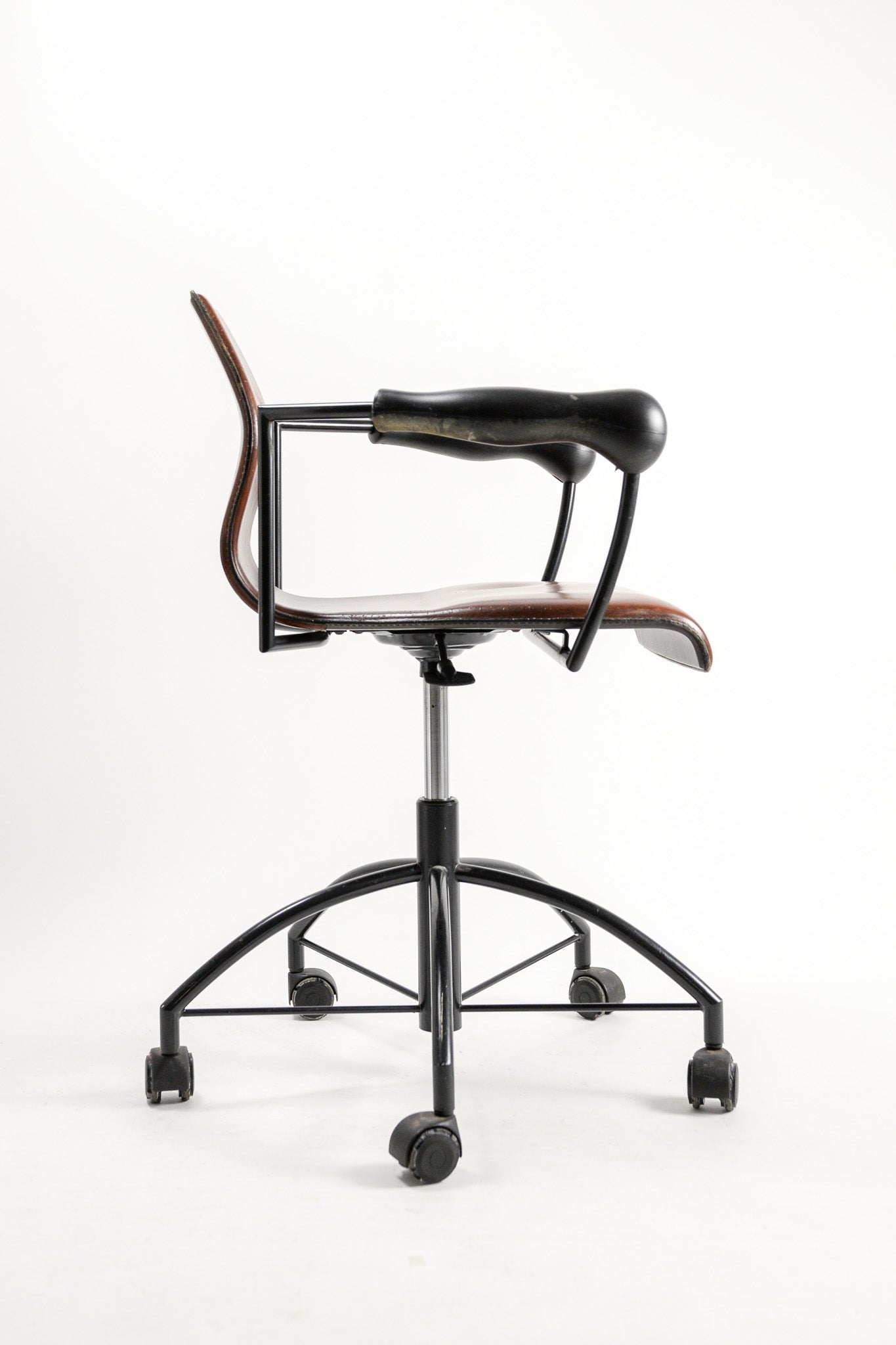 「Fantome」Office Chair by Marie Christine Dorner   / ヴィンテージレザーオフィスチェアMontis社