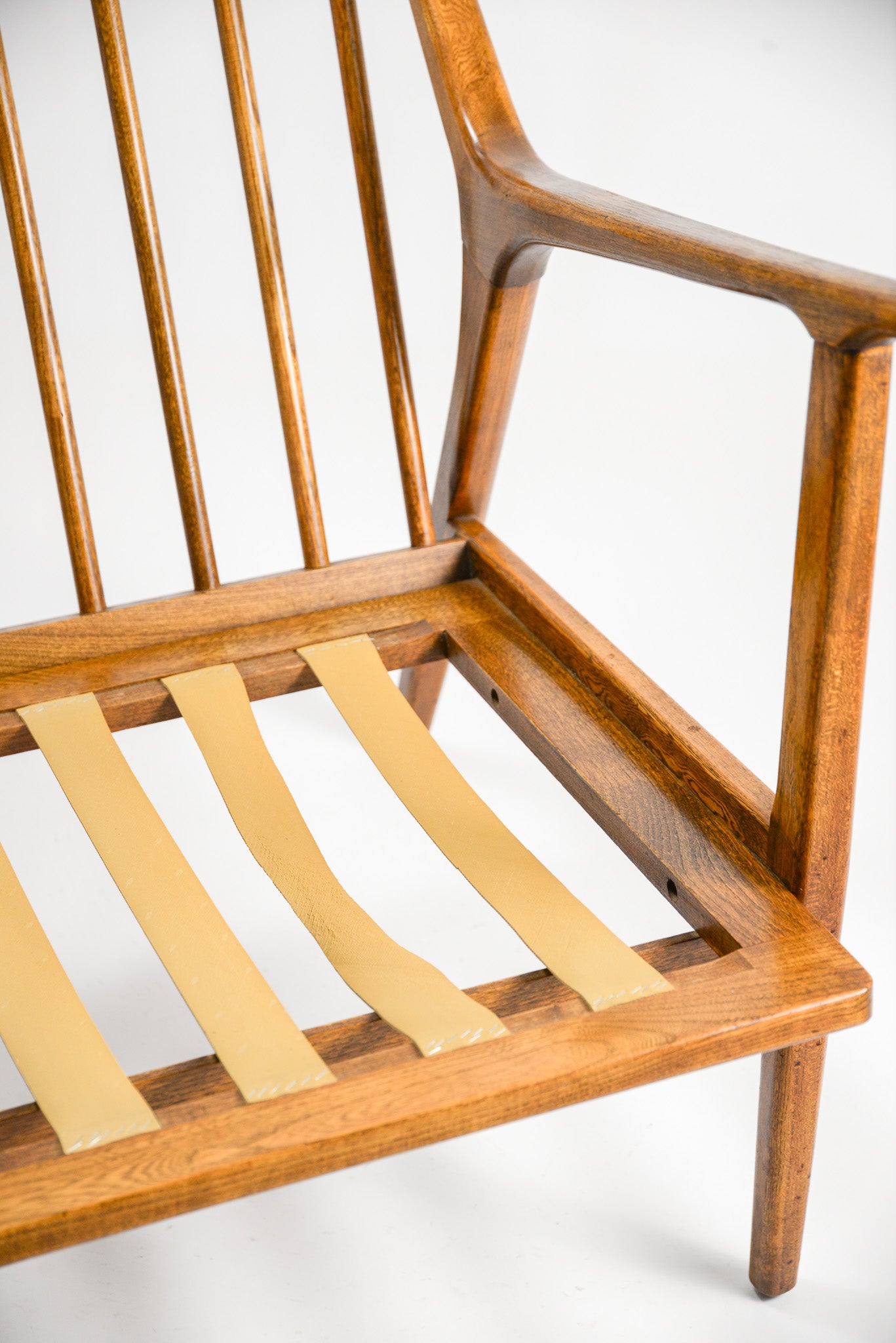Wooden Arm Fabric Chair / 木製アームファブリックチェア