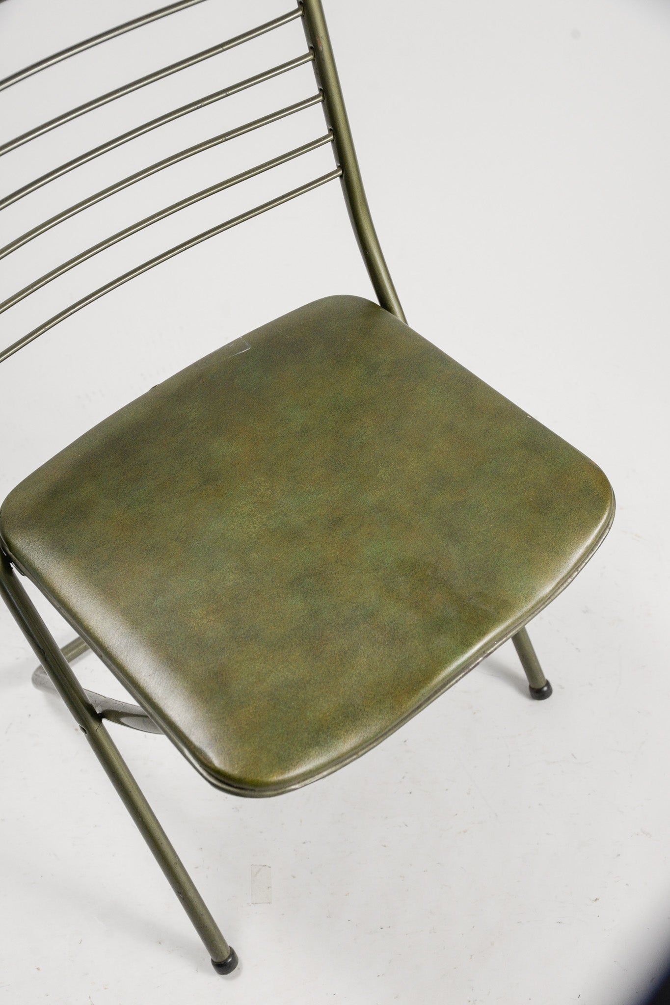 Metal Folding Chair / メタル折りたたみ椅子