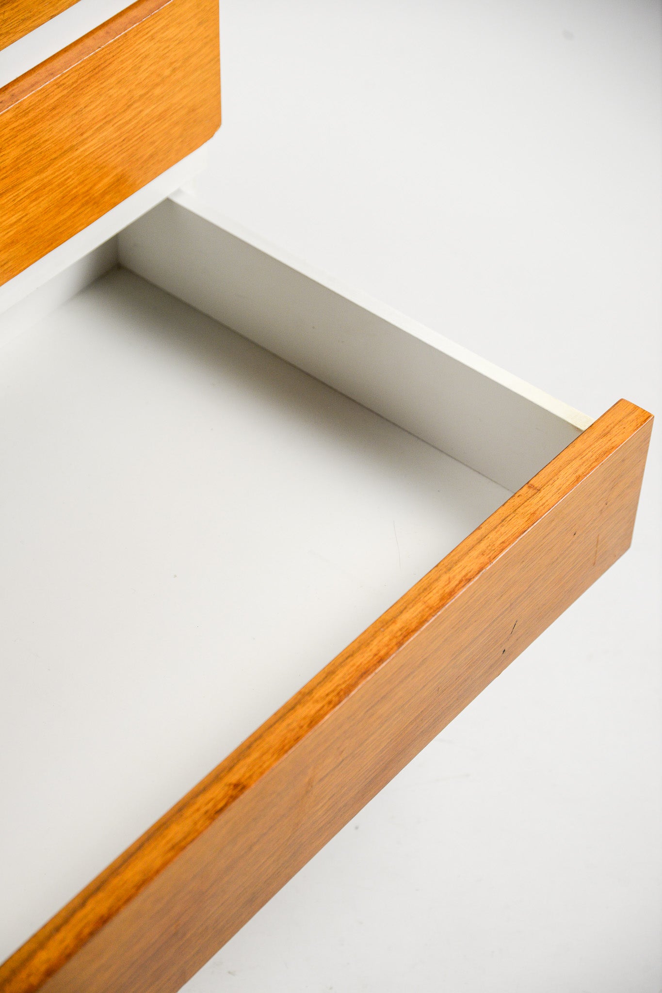 Steel Leg 3-Tier Cabinet / スチール脚 3段キャビネット