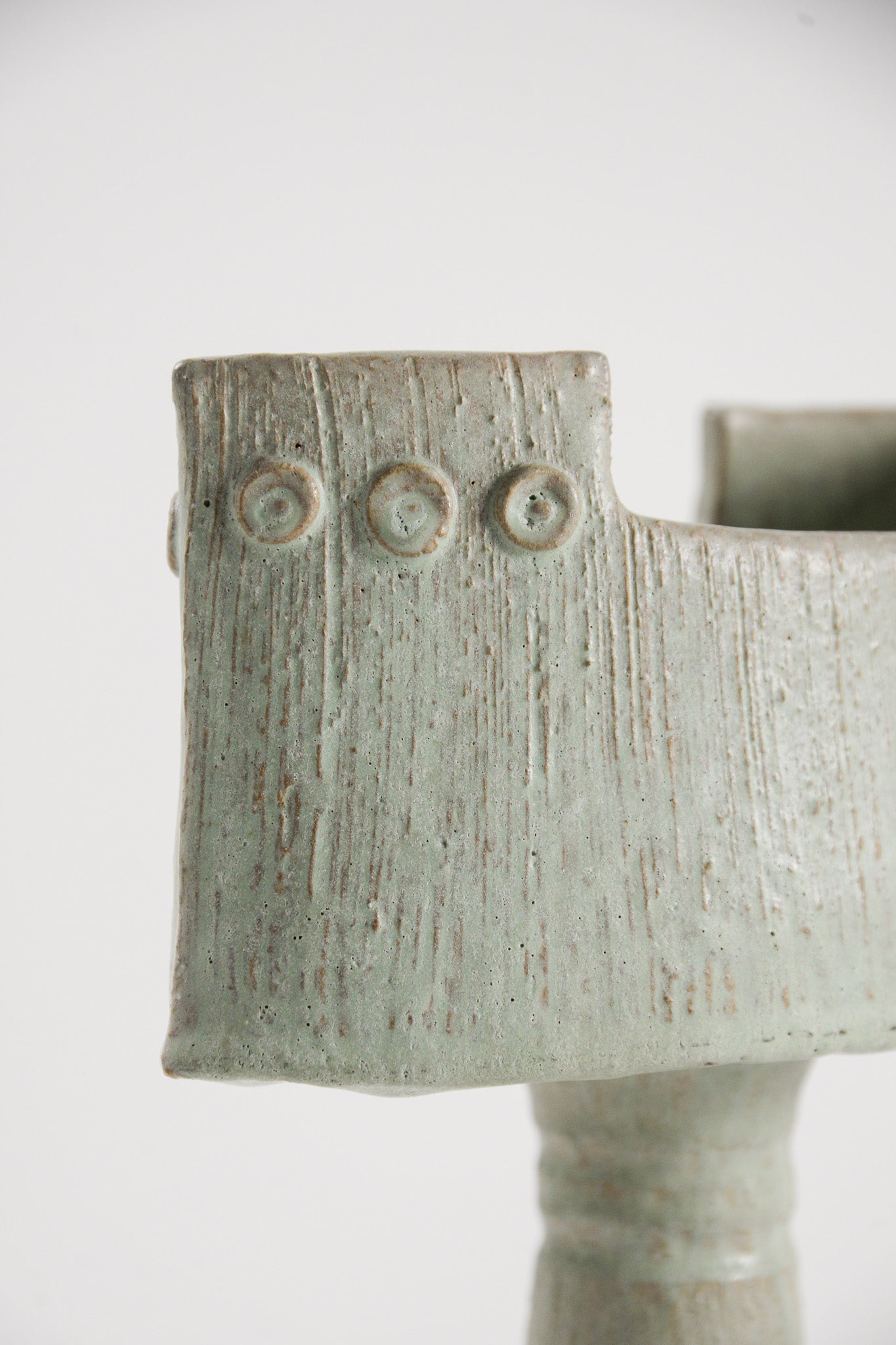 Ceramic Pedestal Stand / 高杯型の陶器