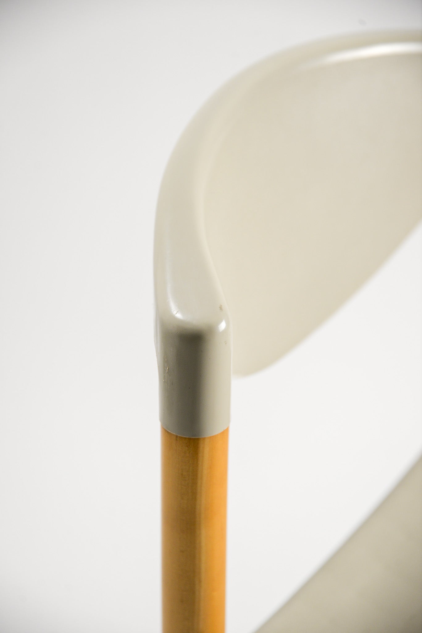 Stacking The Strax chair by CASARA / スタッキング Straxチェア CASARA