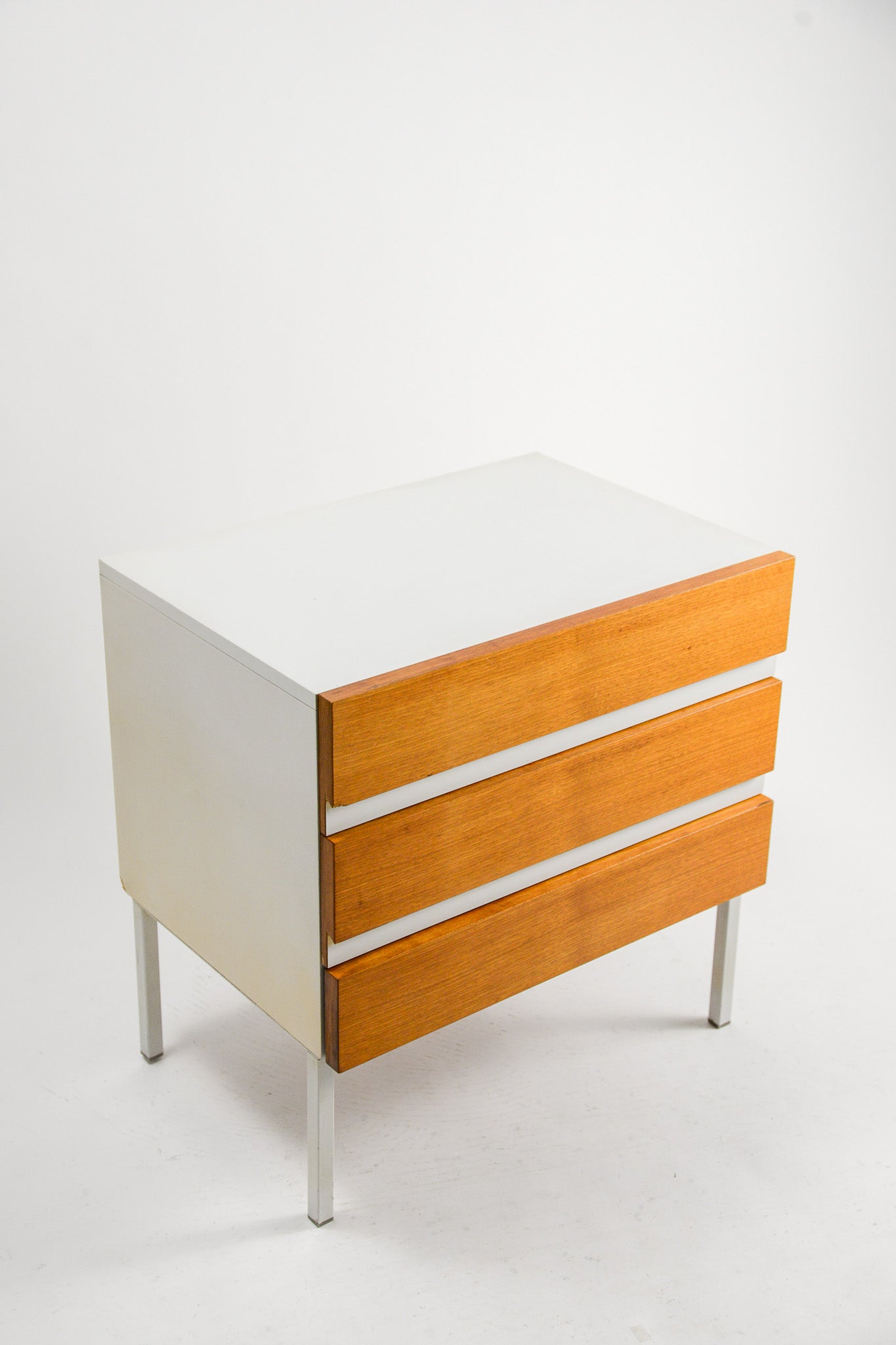Steel Leg 3-Tier Cabinet / スチール脚 3段キャビネット