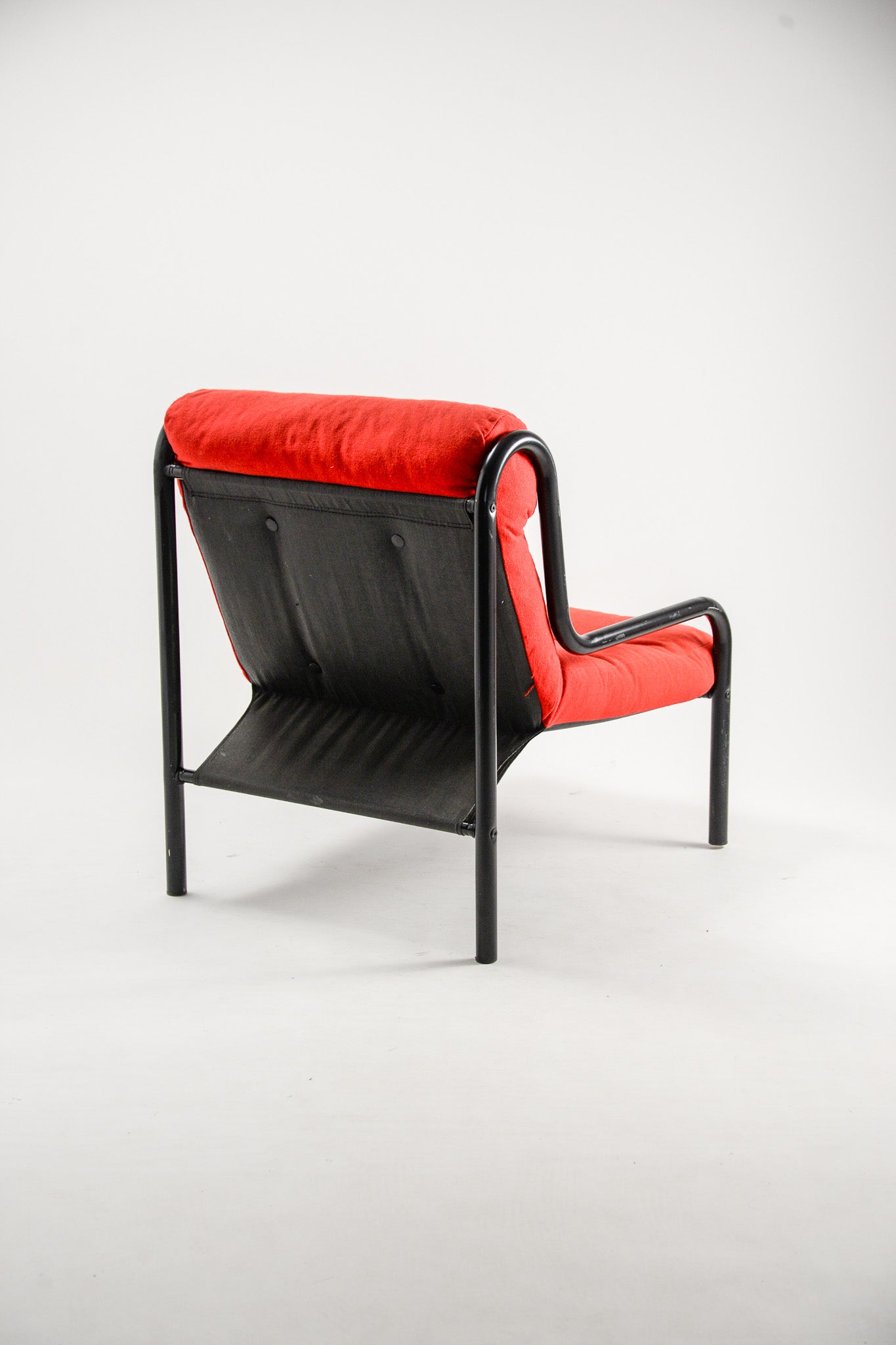 Red Fabric Armchair / 赤ファブリック アームチェア