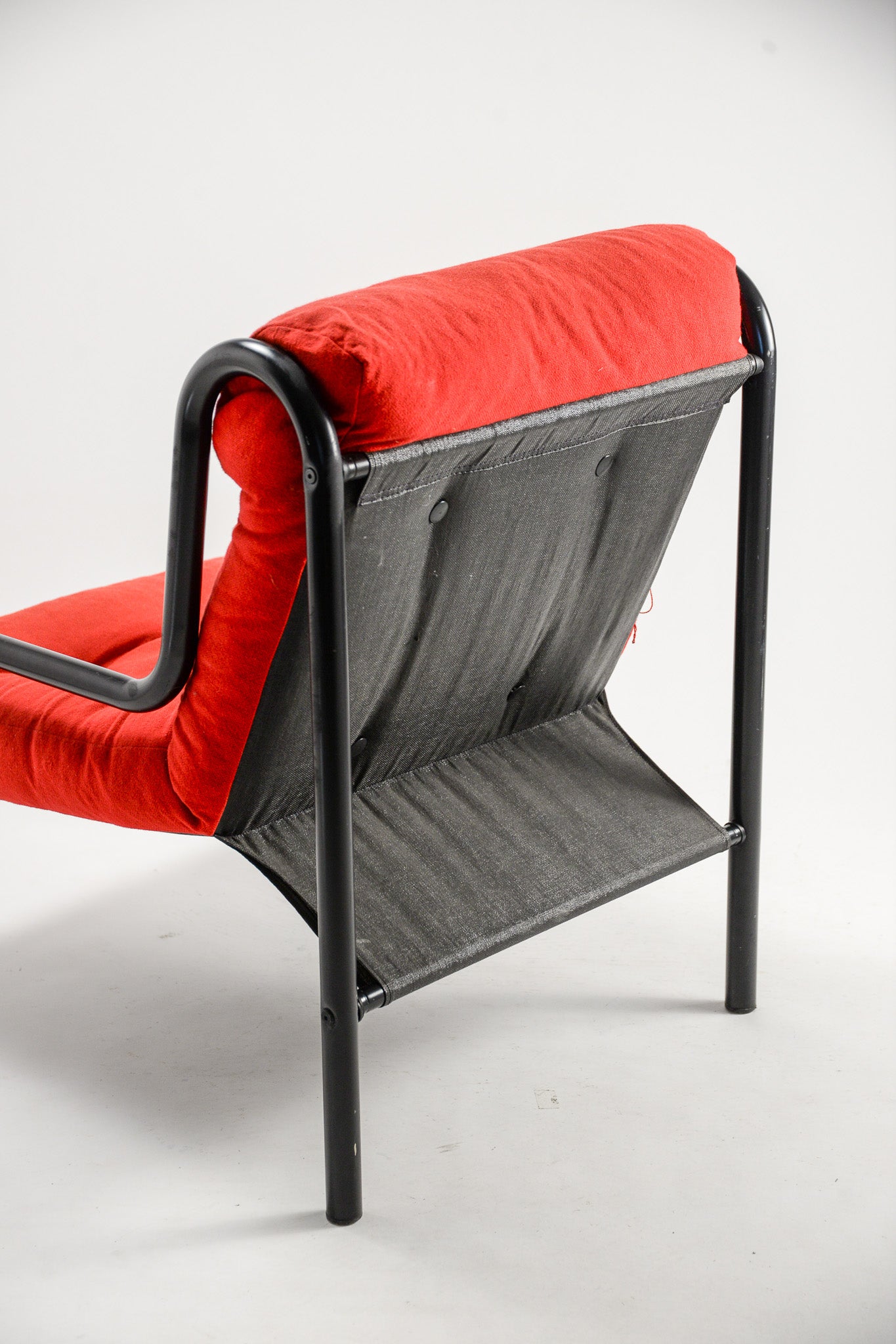 Red Fabric Armchair / 赤ファブリック アームチェア