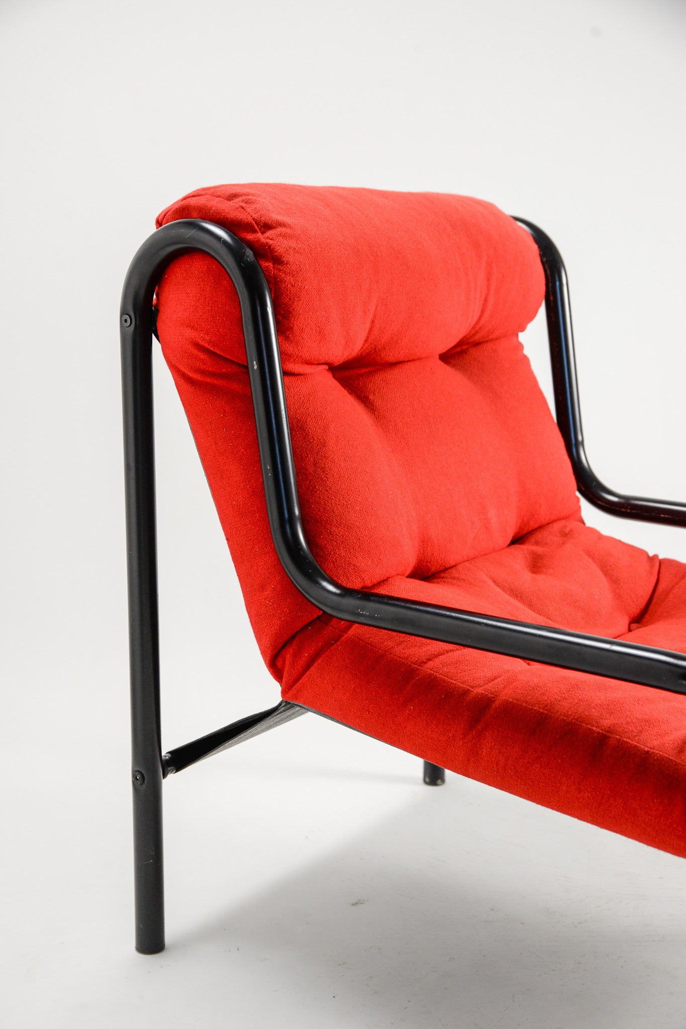 Red Fabric Armchair / 赤ファブリック アームチェア