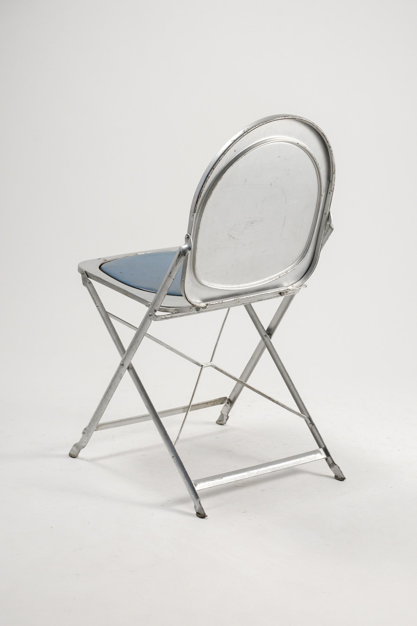 Blue Folding Chair / ブルー 折りたたみ椅子