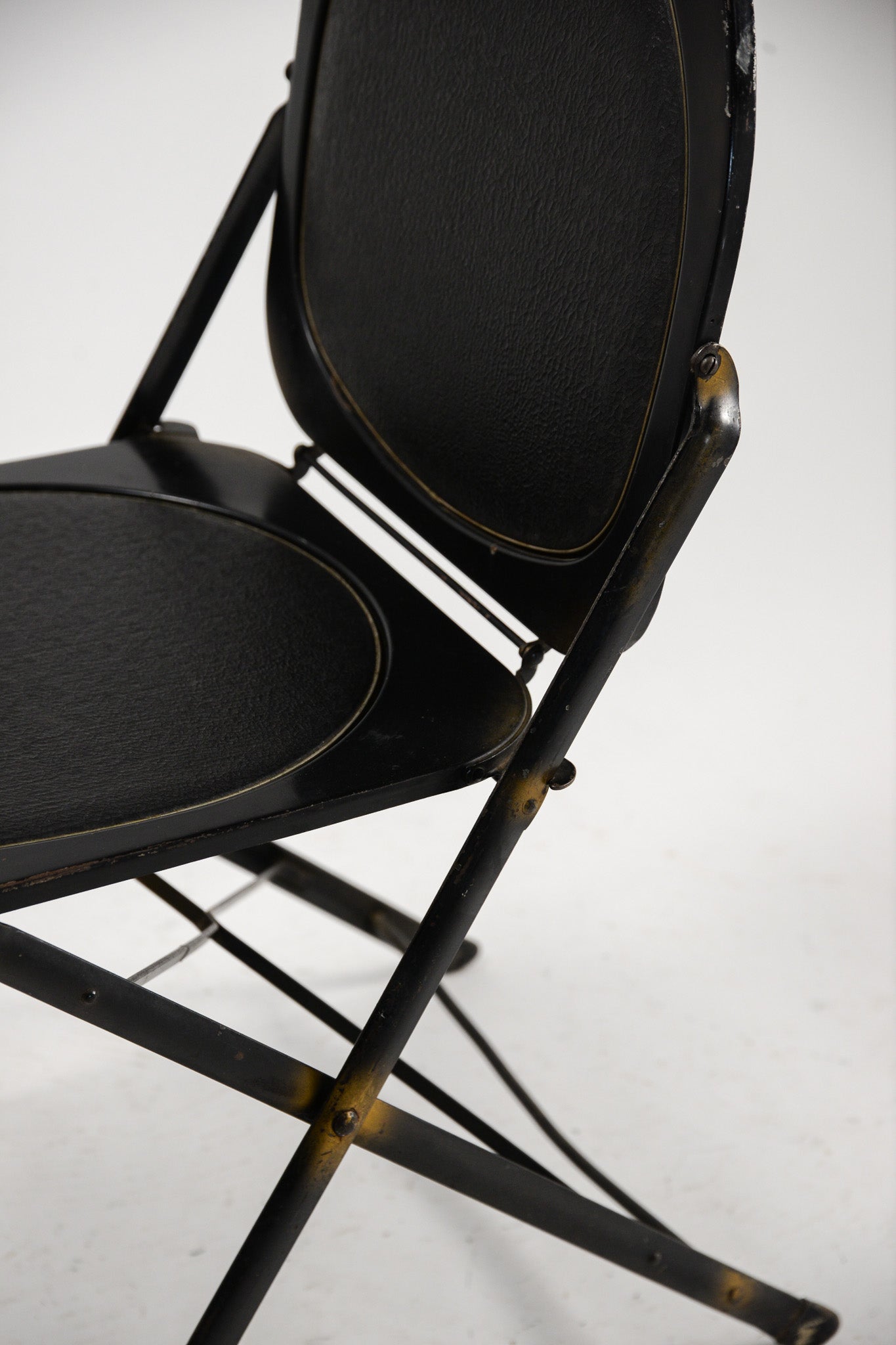 Metal Frame Flip-back Chair / メタルフレームフリップバックチェア