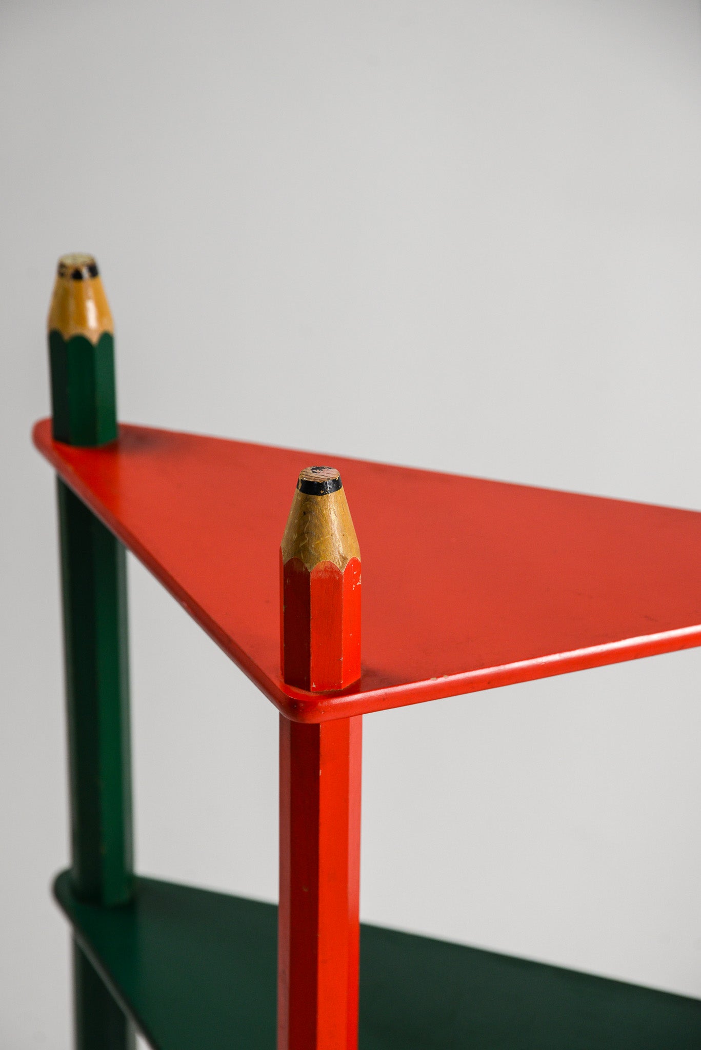 Pencil Corner Table / えんぴつ コーナーテーブル
