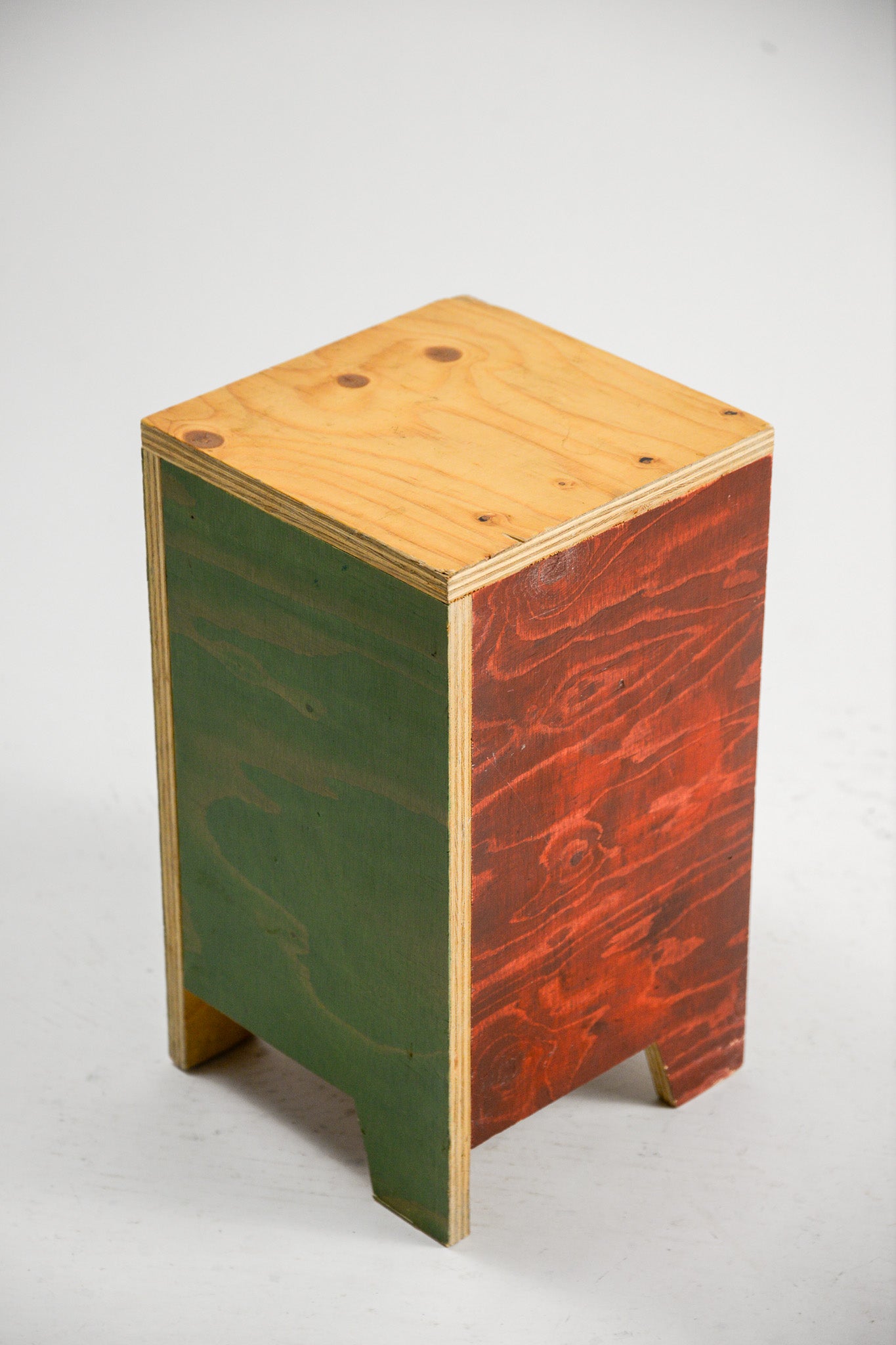 Plywood Stool (Green / Red) / 合板スツール（グリーン/レッド）