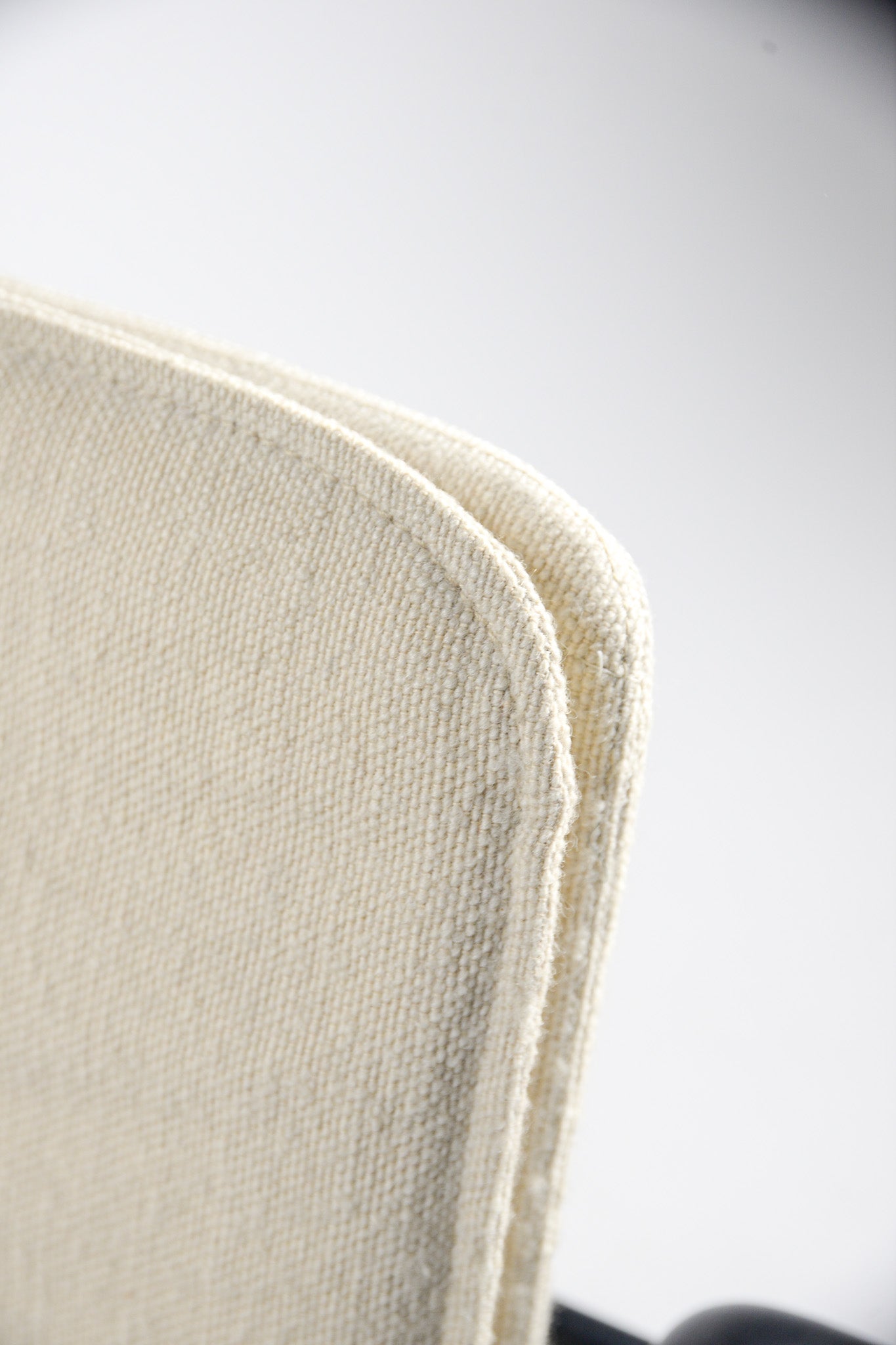 Beige Fabric Armchair / ベージュファブリック アームチェア