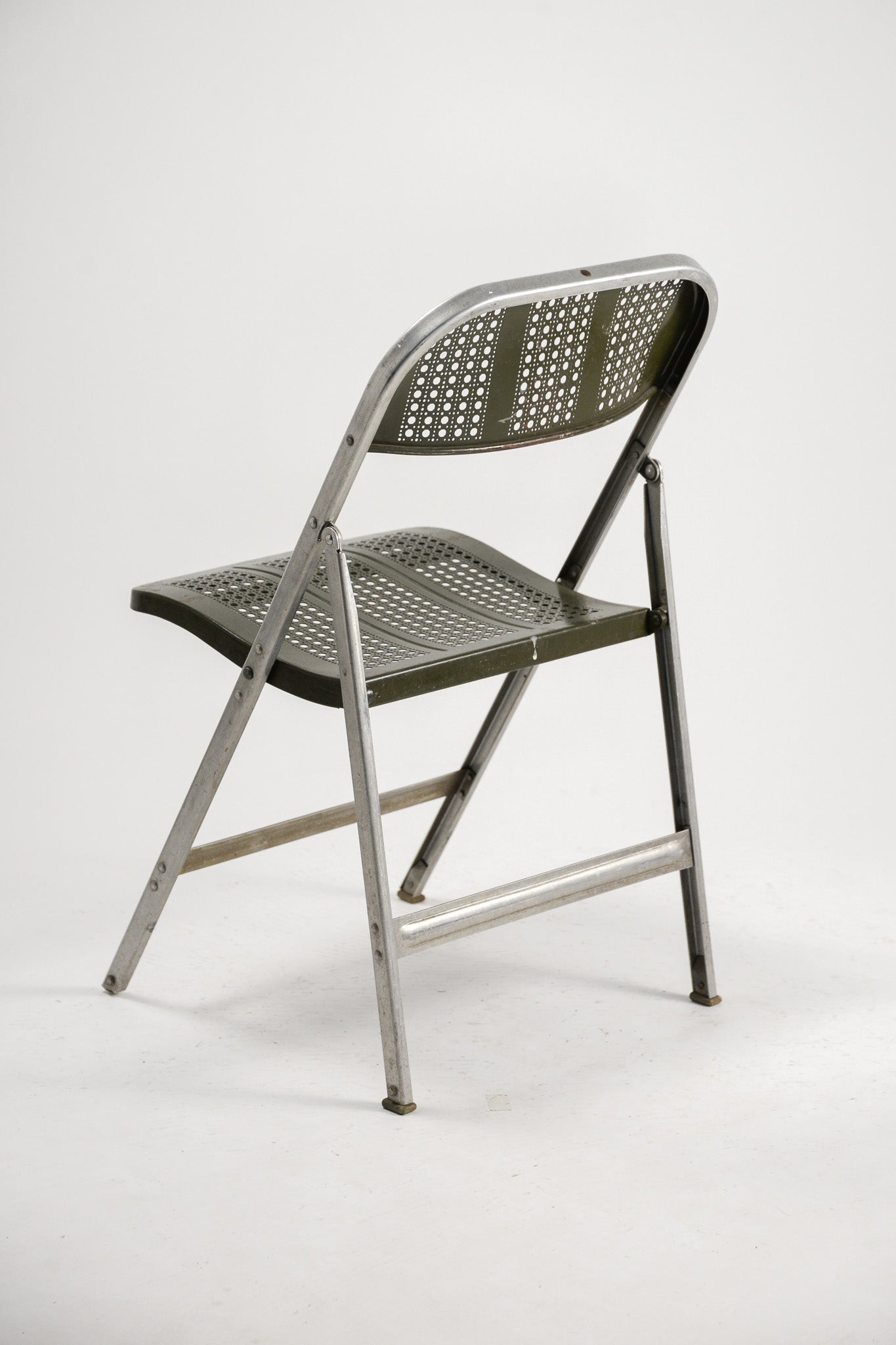Punching Metal Folding Chair / パンチングメタル折りたたみ椅子