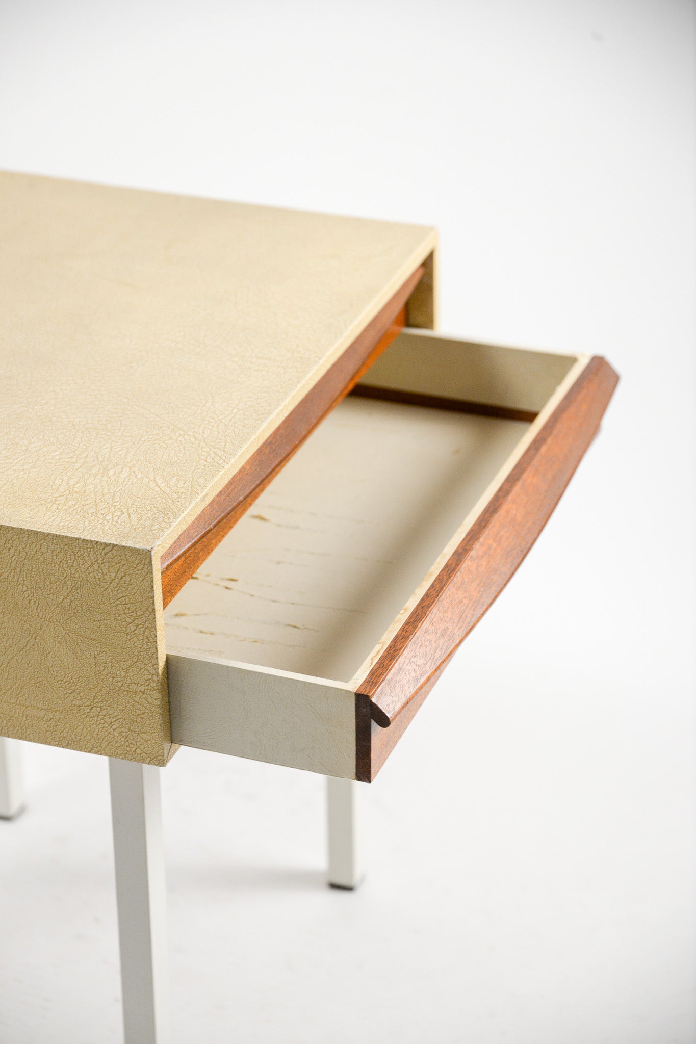 Steel Leg 2-Tier Cabinet / スチール脚 2段キャビネット