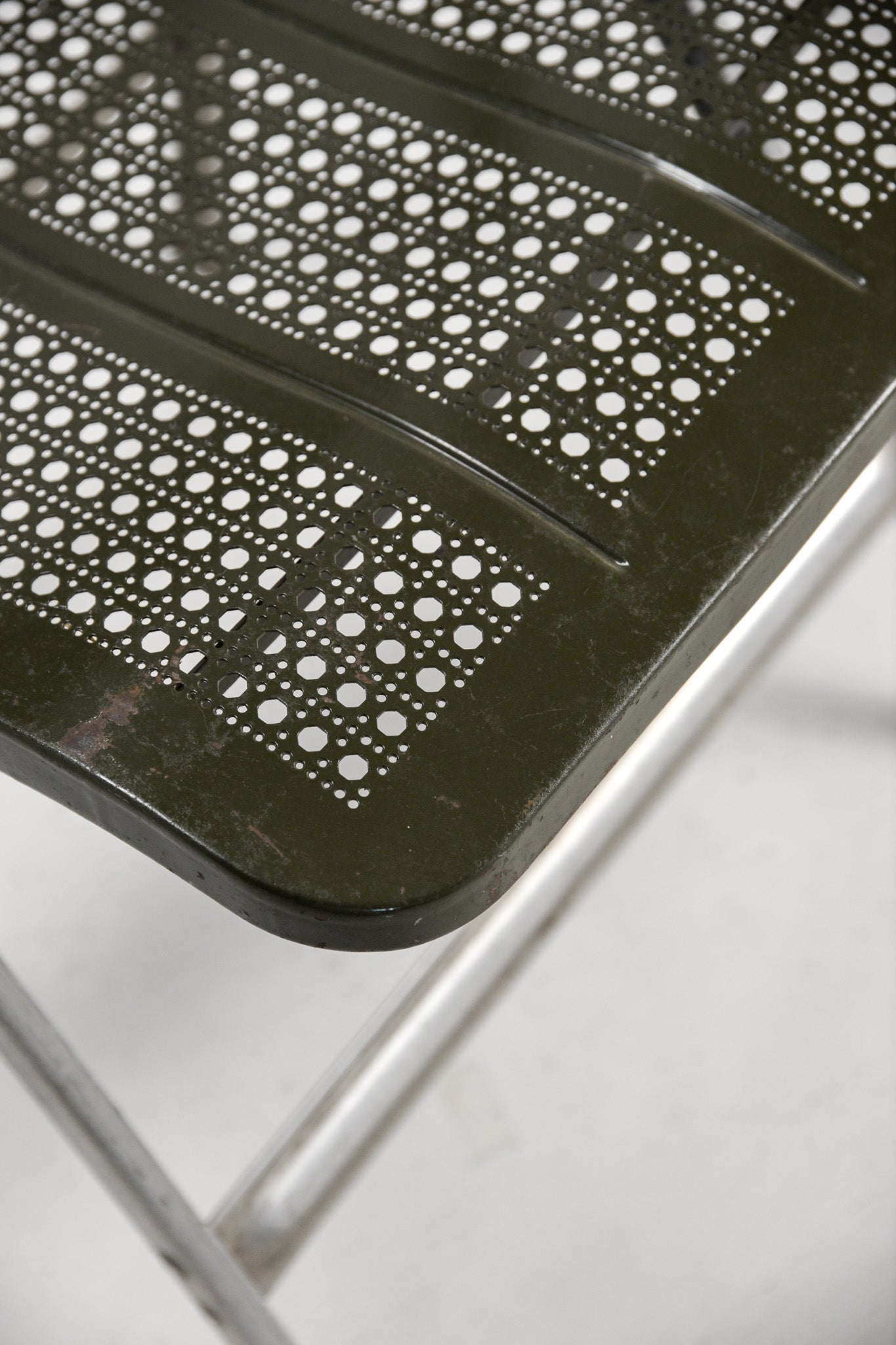 Punching Metal Folding Chair / パンチングメタル折りたたみ椅子