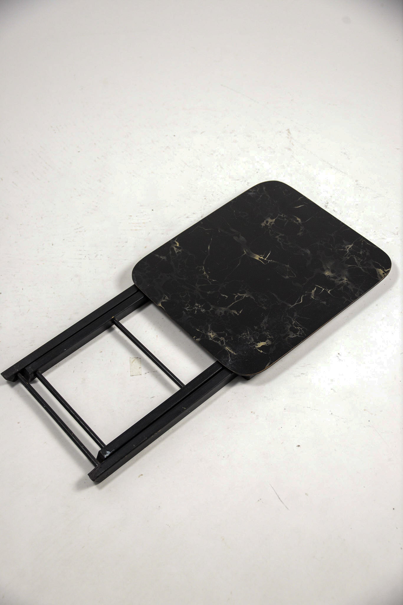 Folding Side Table / 折りたたみ サイドテーブル