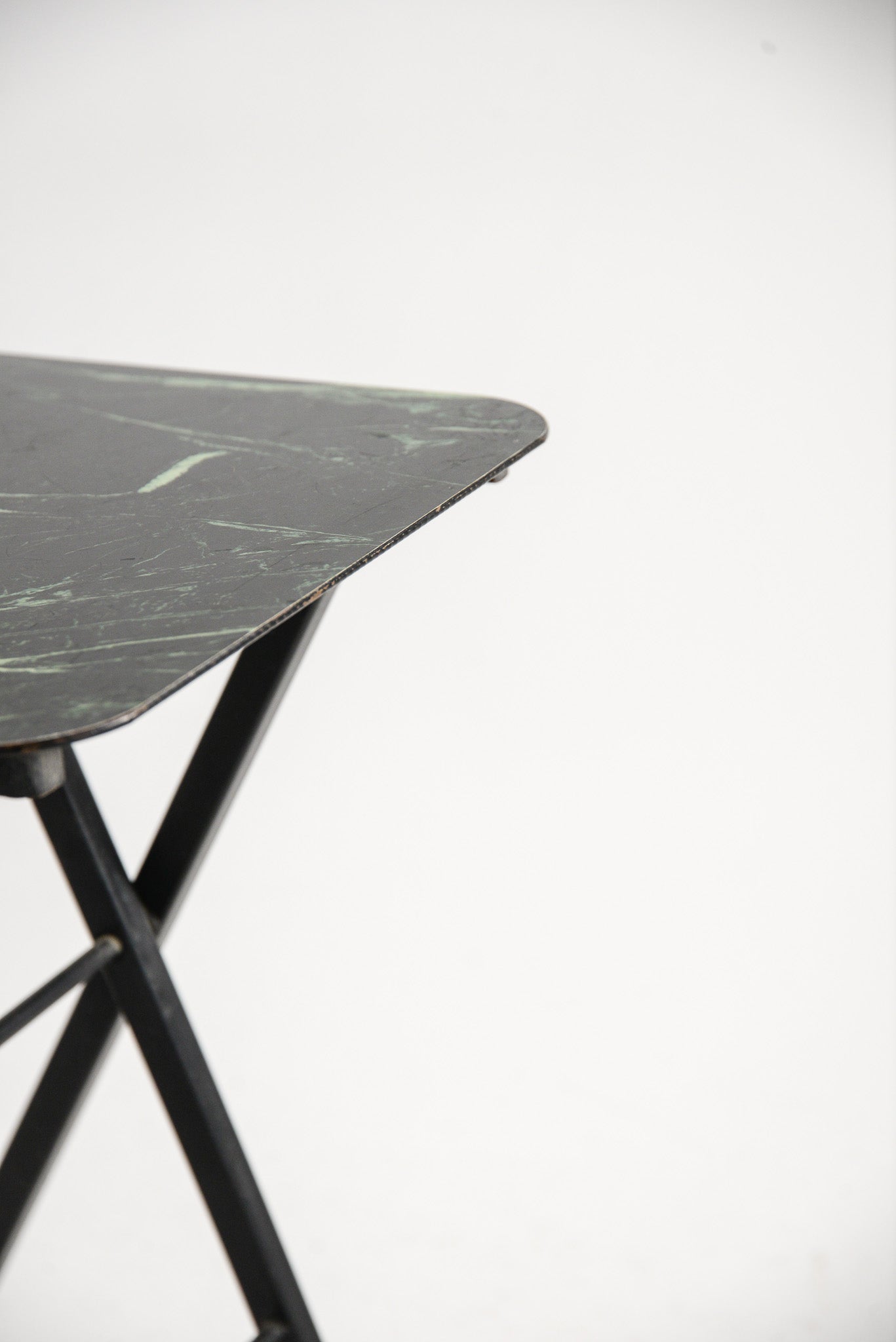 Folding Side Table Green & Black / 折りたたみ サイドテーブル (グリーン & 黒天板)