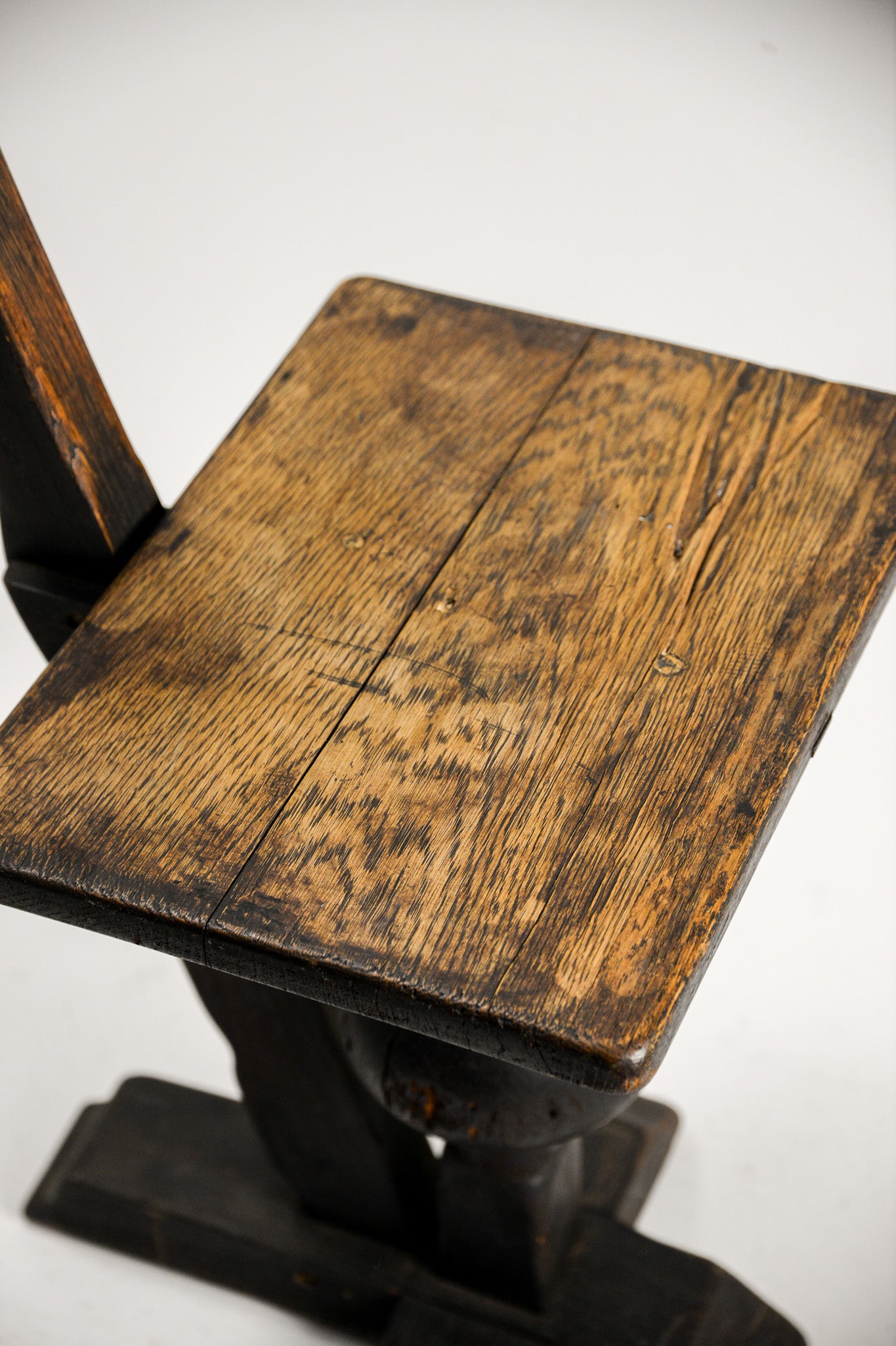 Wooden Primitive Spinning Chair / 木製プリミティブスピニングチェア