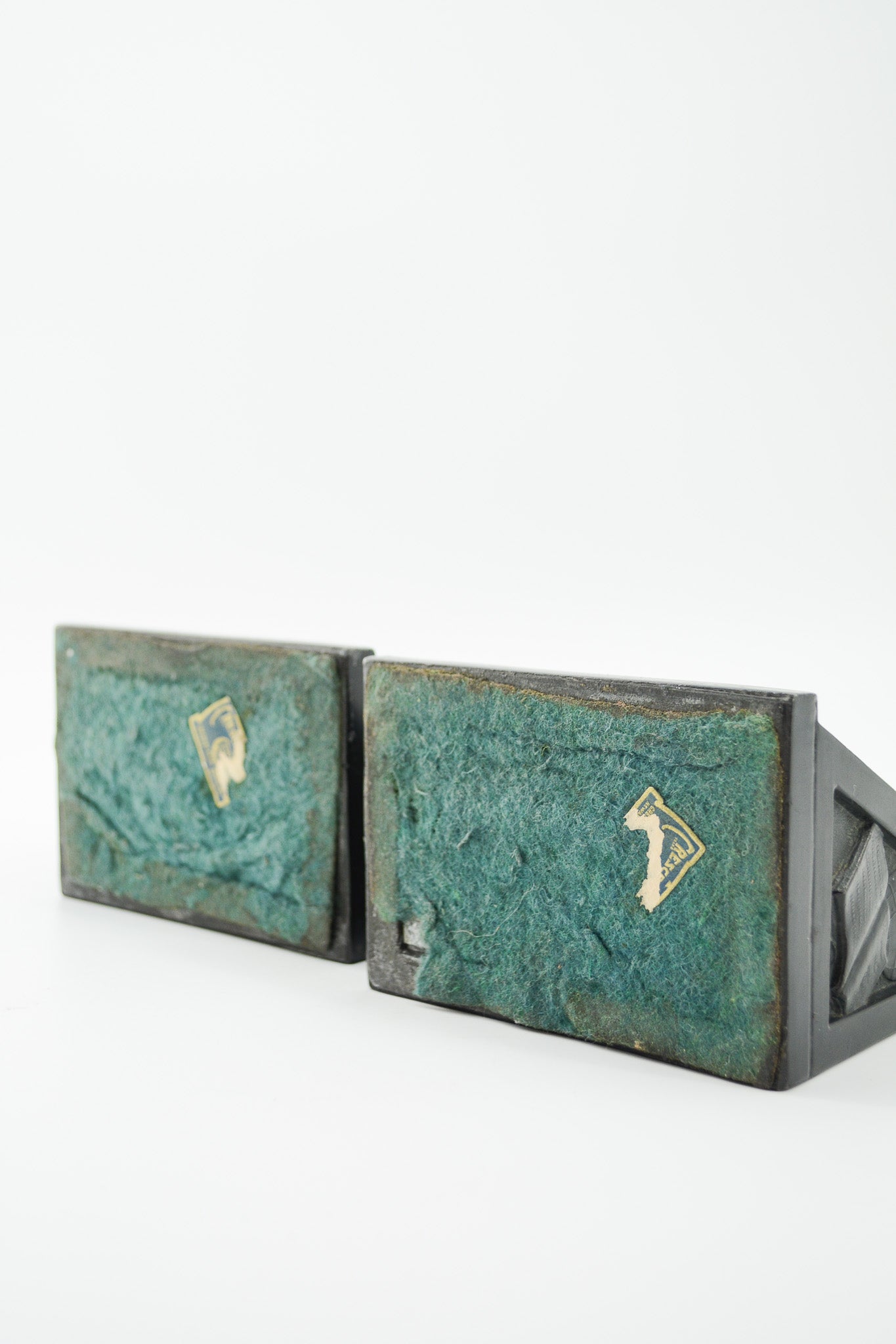 Masonic Bookends by Crescent Metal Works / フリーメイソン ブックエンド（2点セット）