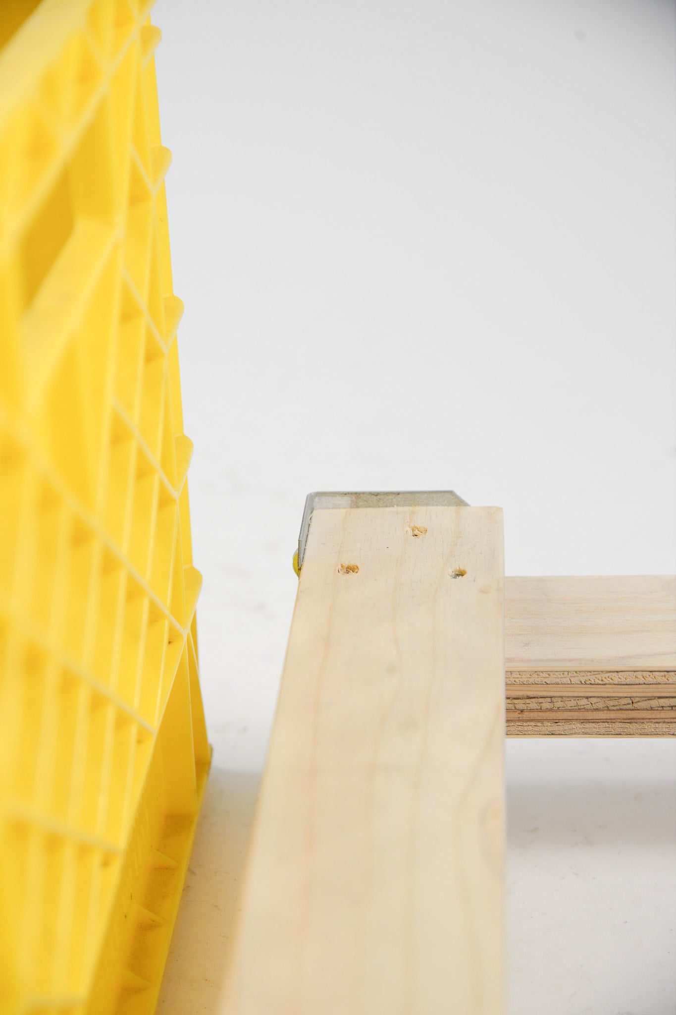 Caster Yellow Crate Stool by studio truss / オリジナル キャスター クレート スツール