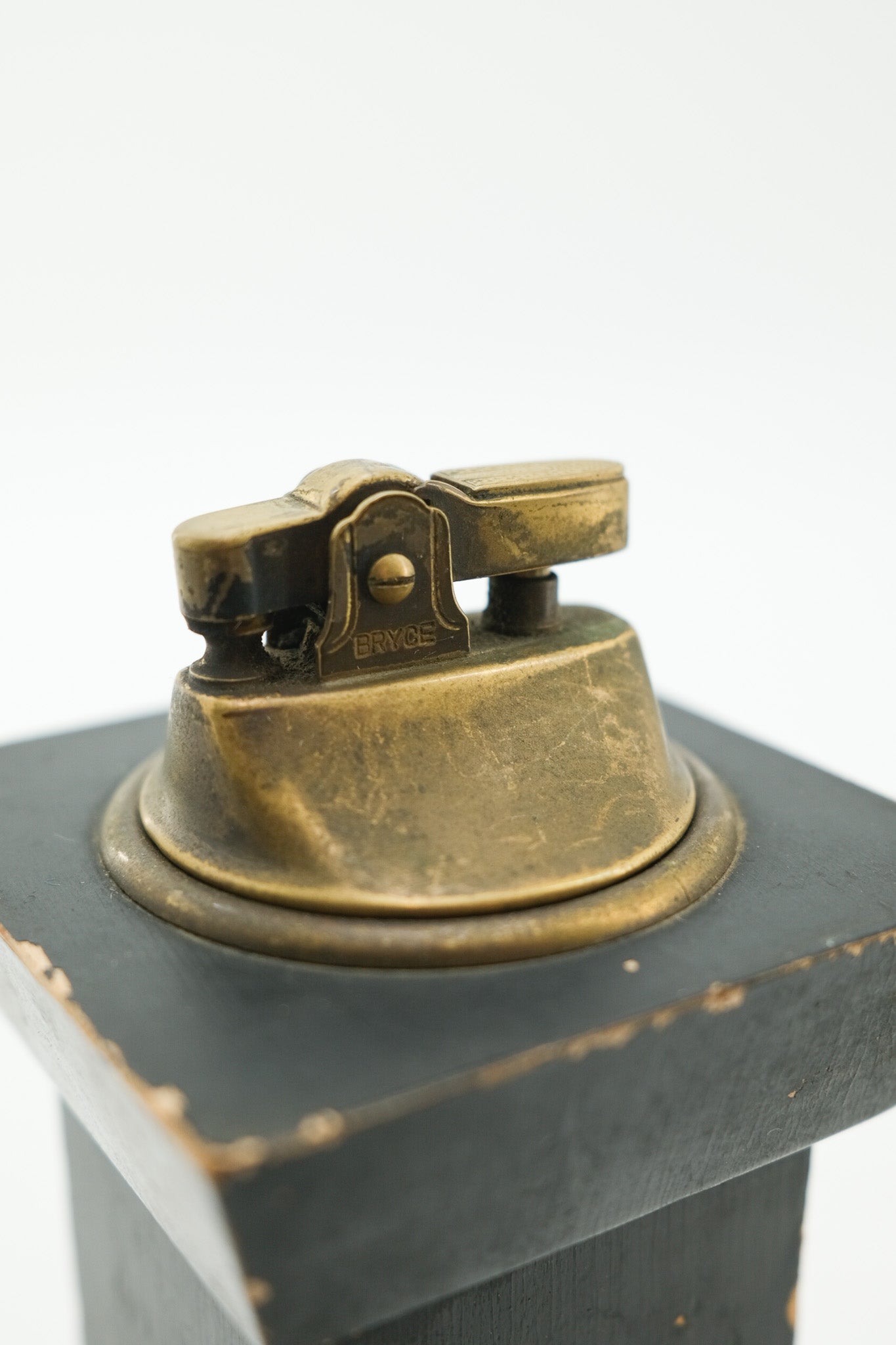 Vintage Wooden Column Table Lighter / ヴィンテージ 木製コラム 卓上ライター
