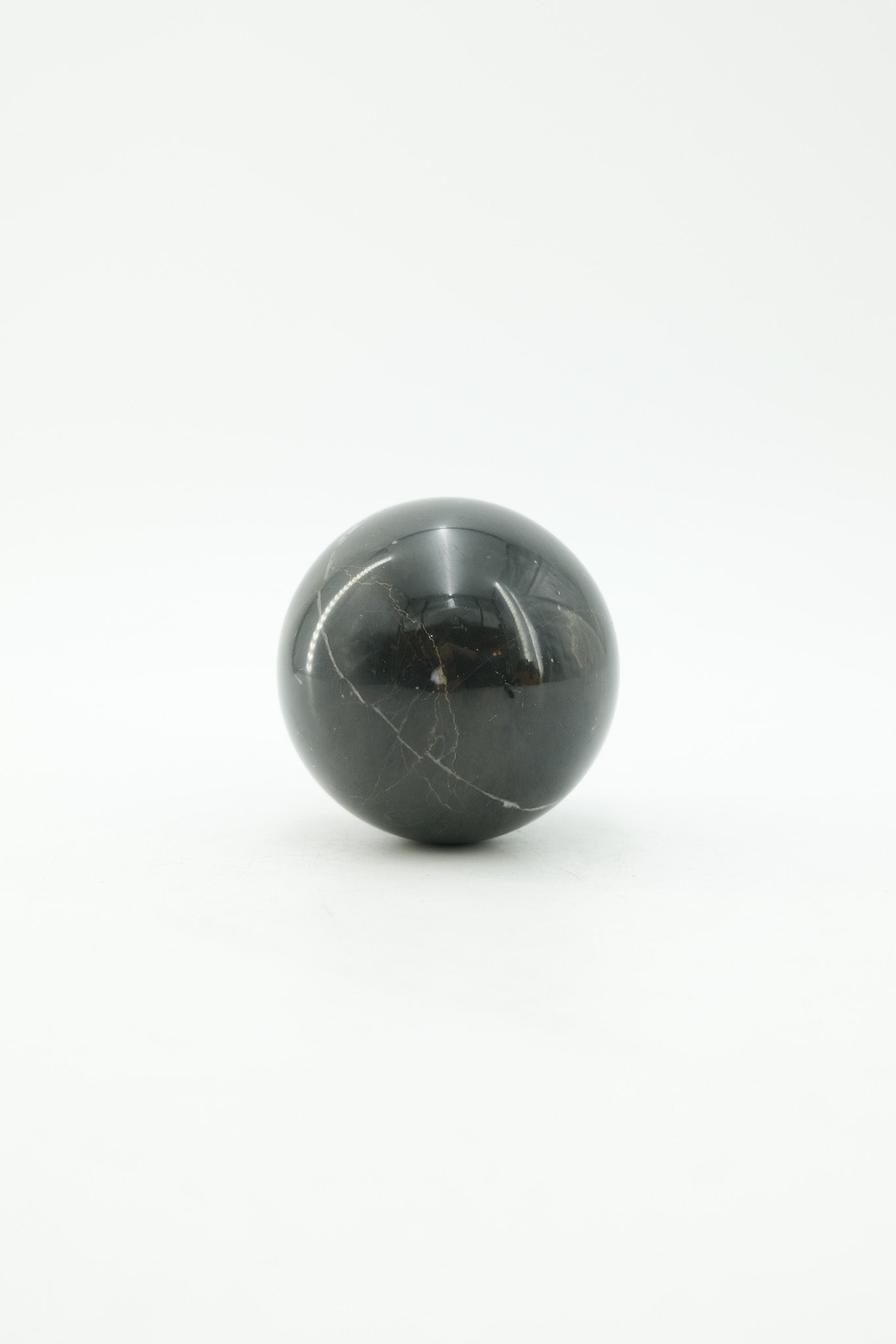 Black Marble Sphere / 黒大理石のスフィア（丸玉）