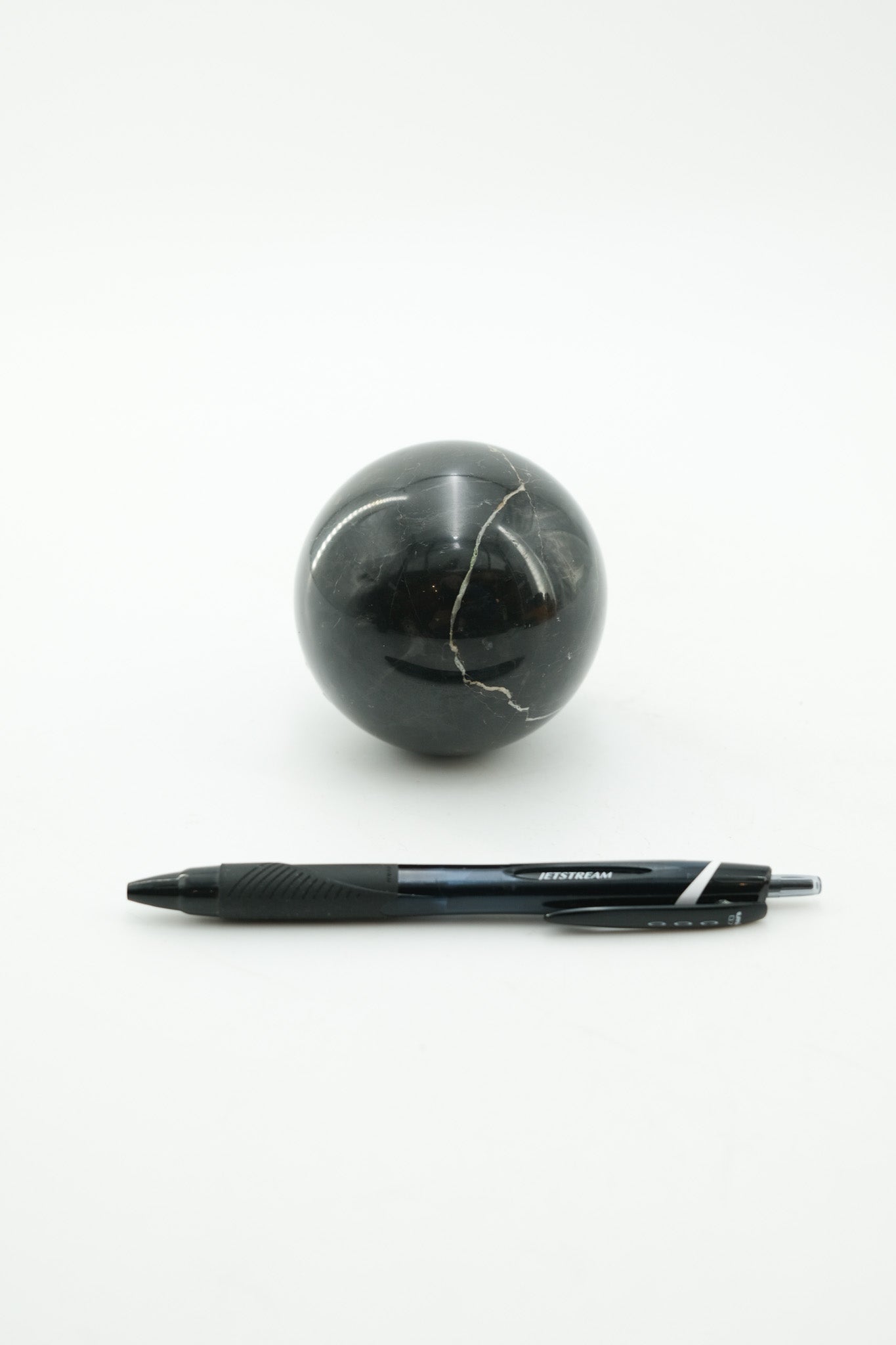 Black Marble Sphere / 黒大理石のスフィア（丸玉）
