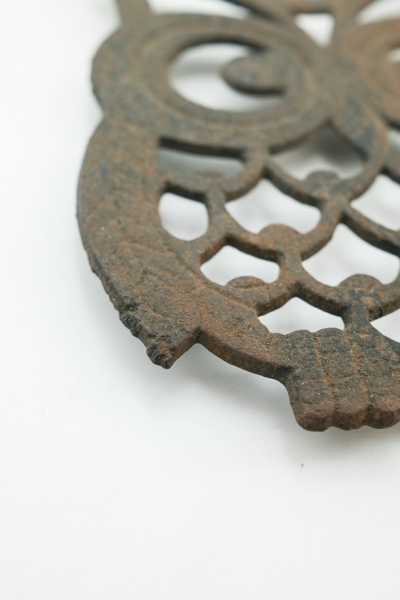 Cast Iron Owl Trivet / 鉄鋳物フクロウの鍋敷き