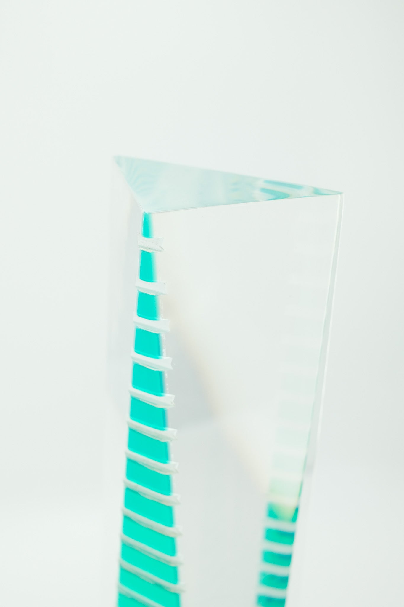 Postmodern Acrylic Tower Objet / ポストモダン アクリル タワー オブジェ