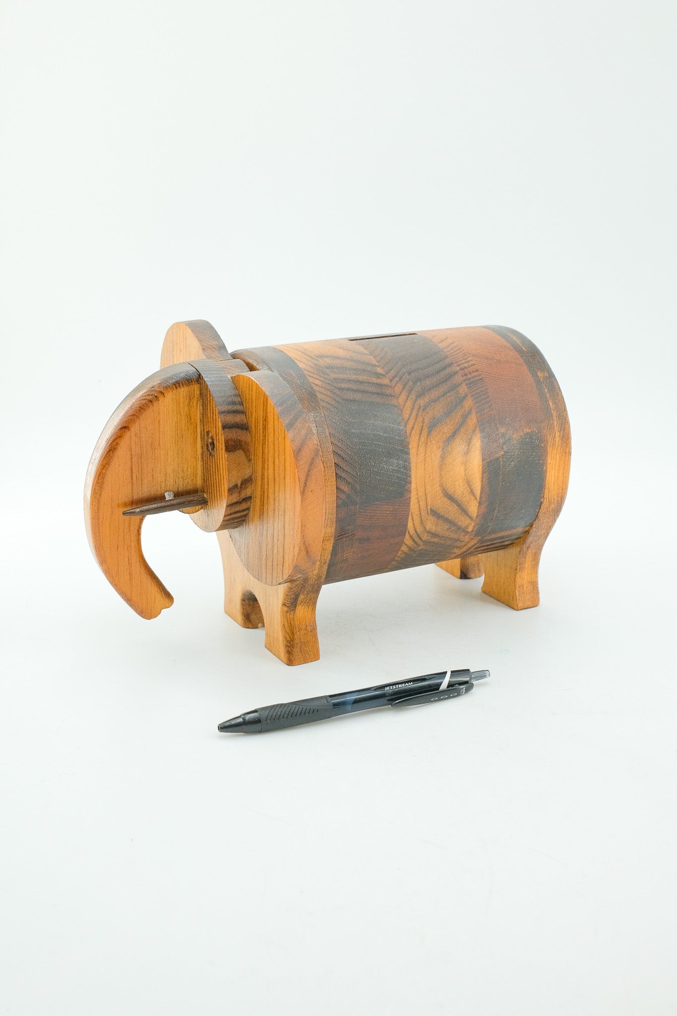 Wooden Elephant Money Box / 木製 ゾウの貯金箱