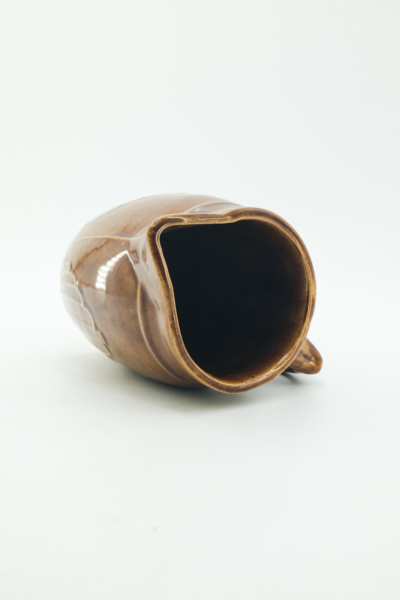 Shell Relief Pitcher / シェルレリーフ ピッチャー