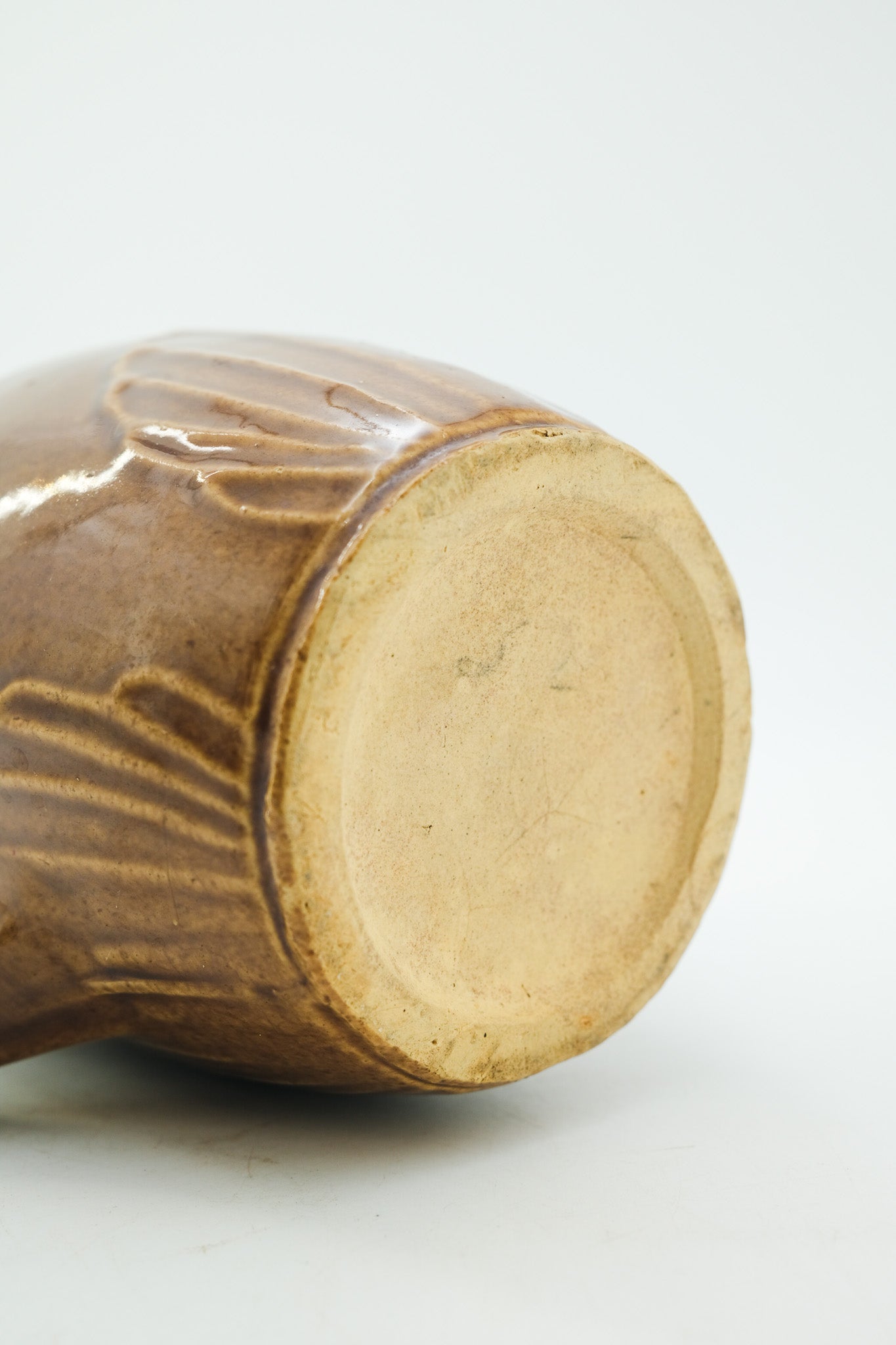 Shell Relief Pitcher / シェルレリーフ ピッチャー