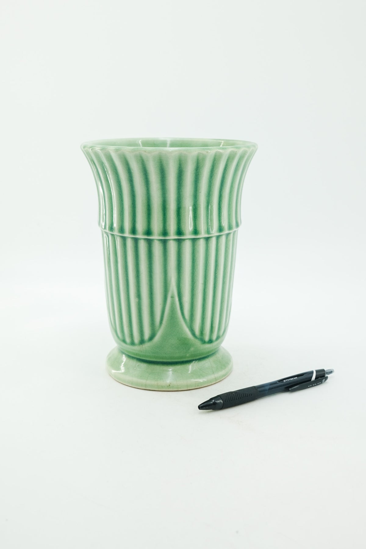 Vintage Ceramic Fluted Vase / ヴィンテージ セラミック フルーテッド フラワーベース