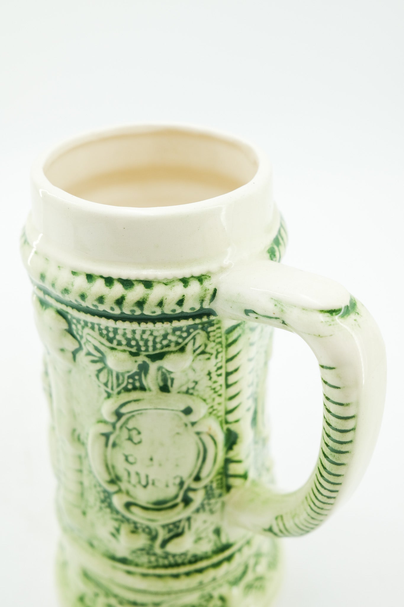 Ceramic Beer Mug / 陶器製ビアマグ（ドイツ語レリーフ入り）