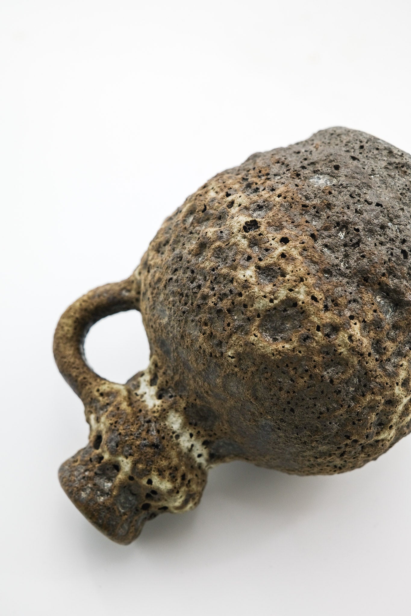 Fat Lava Jug Vase / ファットラヴァ ハンドル付ベース
