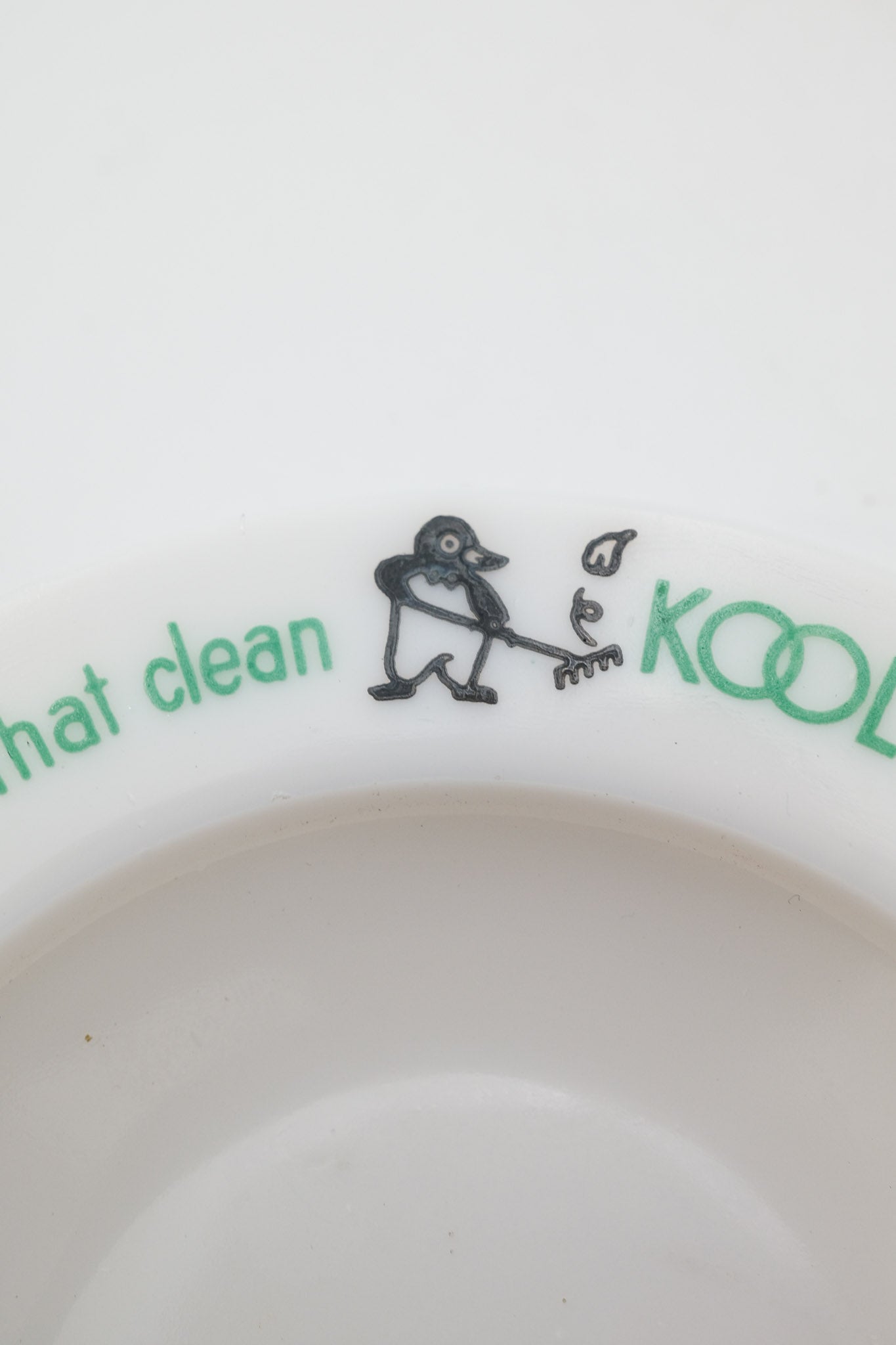 KOOL Cigarette Ashtray / KOOL（クール）ヴィンテージ 灰皿
