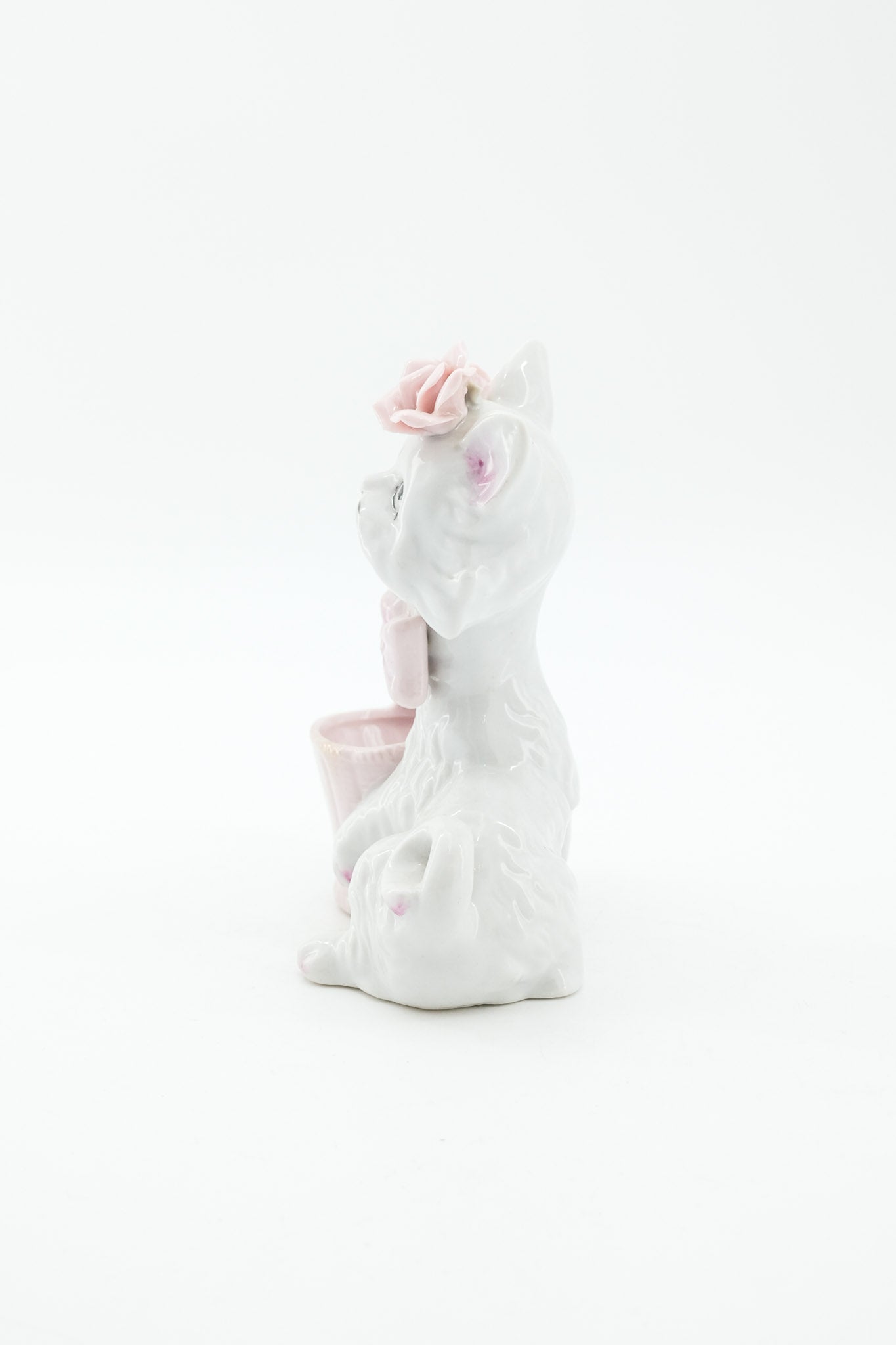 Wales Ceramic Cat with Flower Basket / ウェールズ 陶器の猫とフラワーバスケット